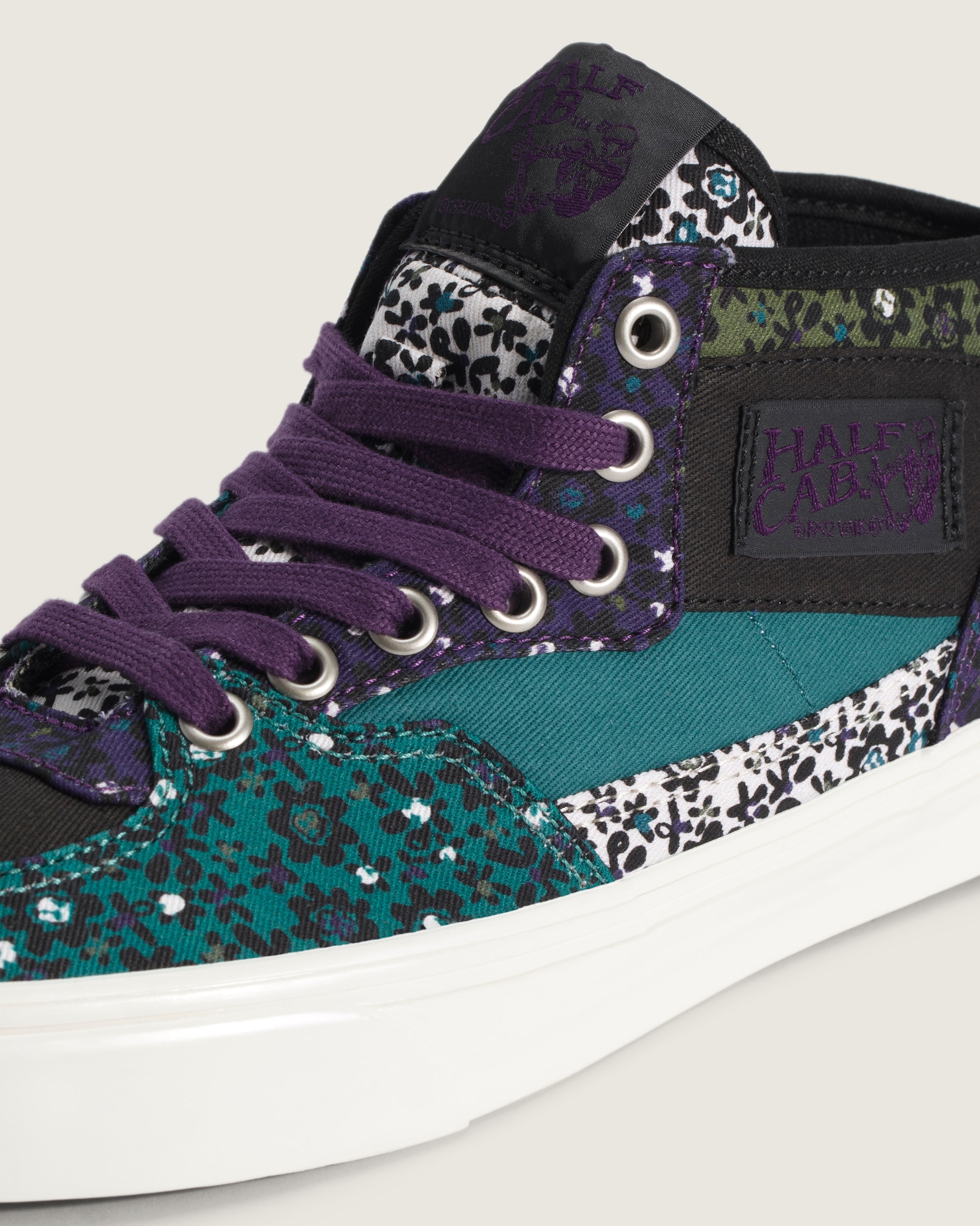 Half Cab Decon Shoe VANS Purple  Red ALT4