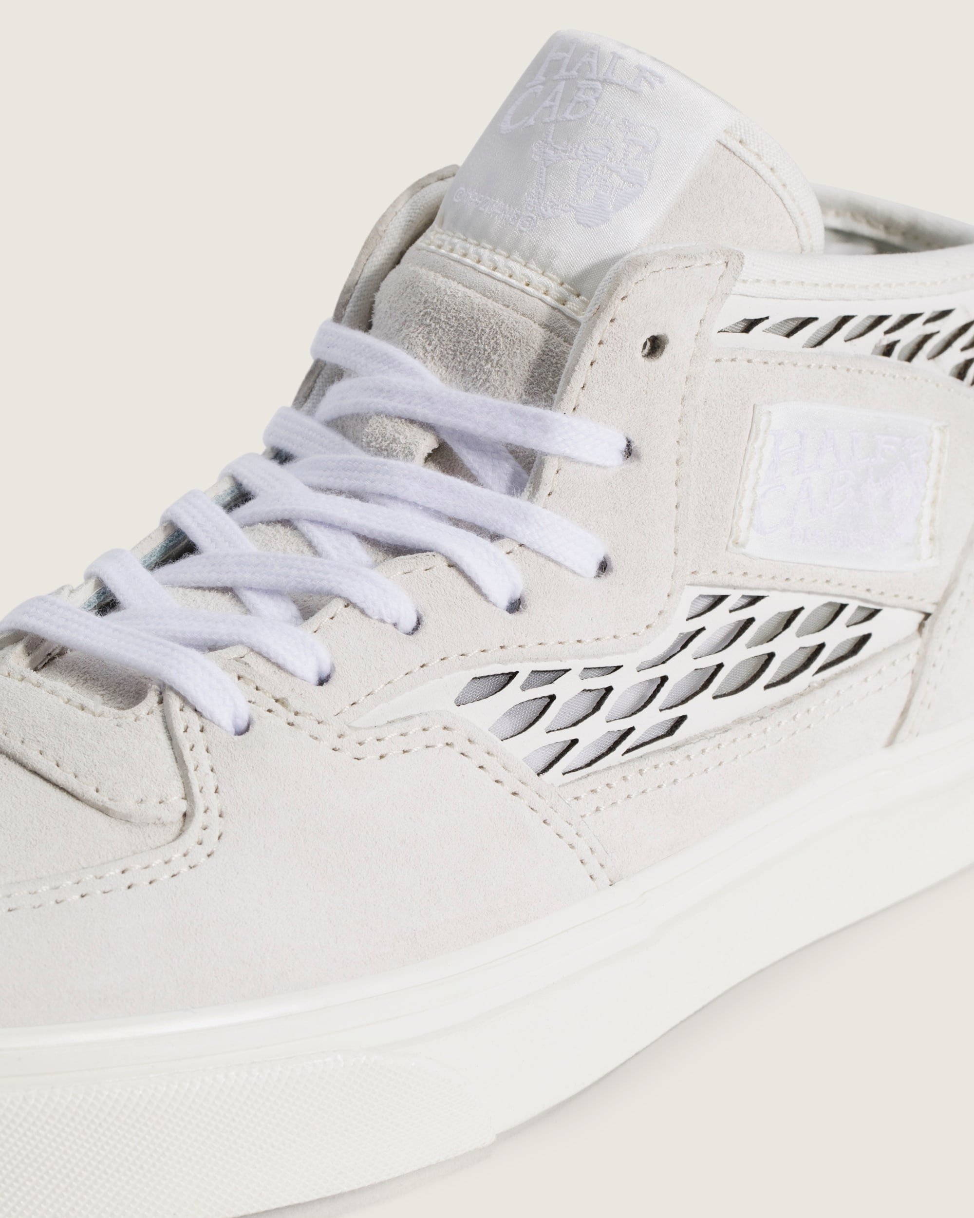 Half Cab Decon Shoe VANS Marshmallow ALT4