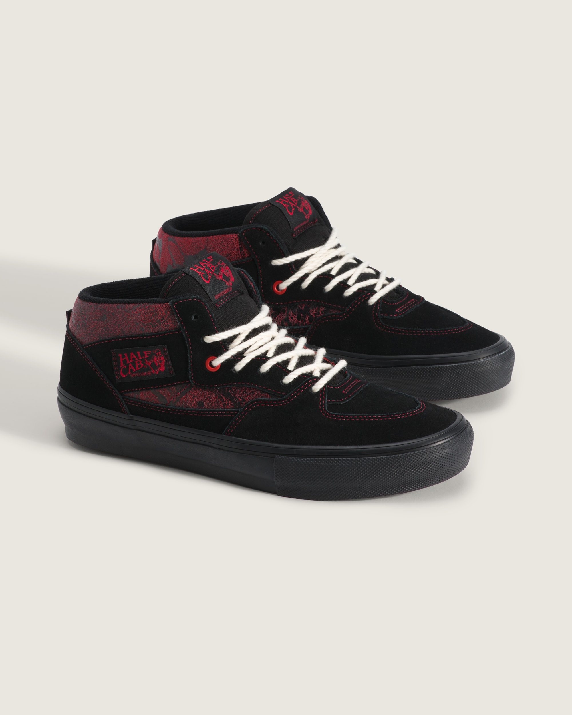 Skate Half Cab Shoe VANS Red  Black ALT1