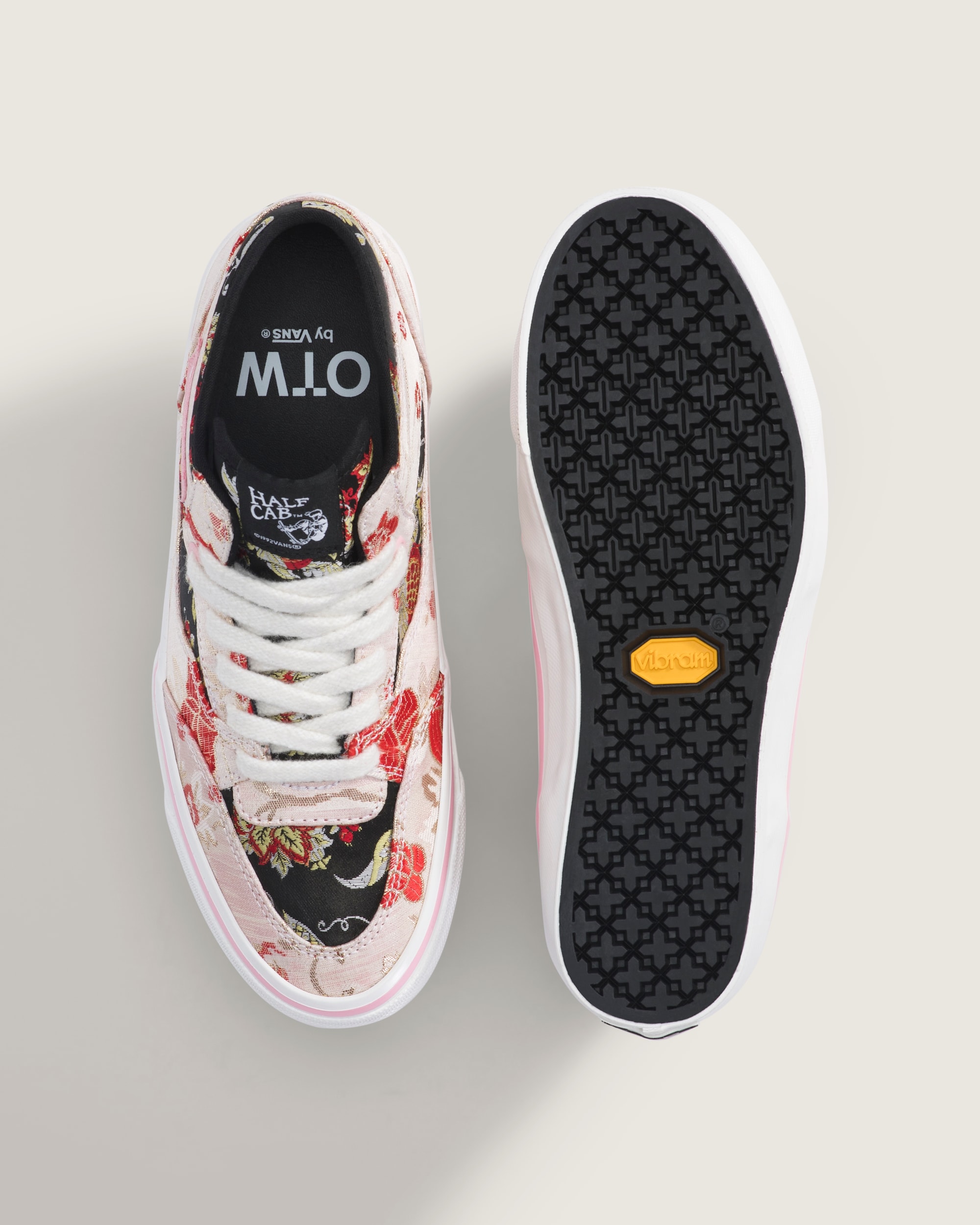 OTW Half Cab 33 Decon Vibram VANS Floral Multi ALT2