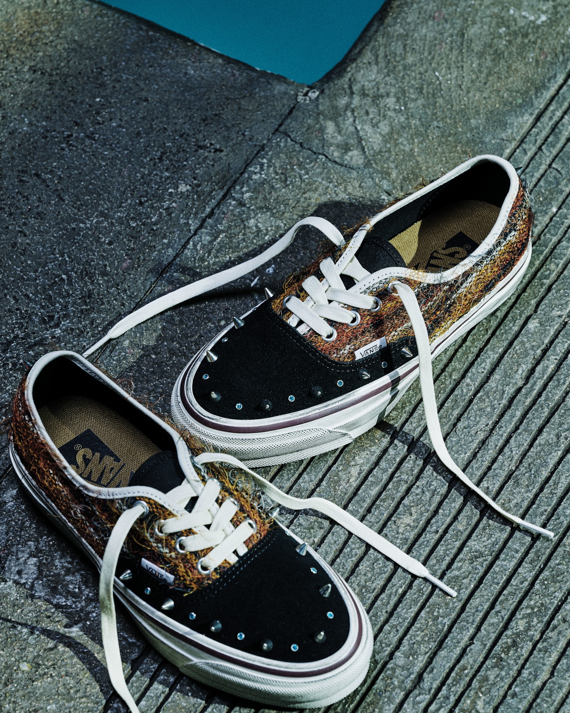 Premium Authentic 44 Shoe VANS Mohair Black  Multi ALT6