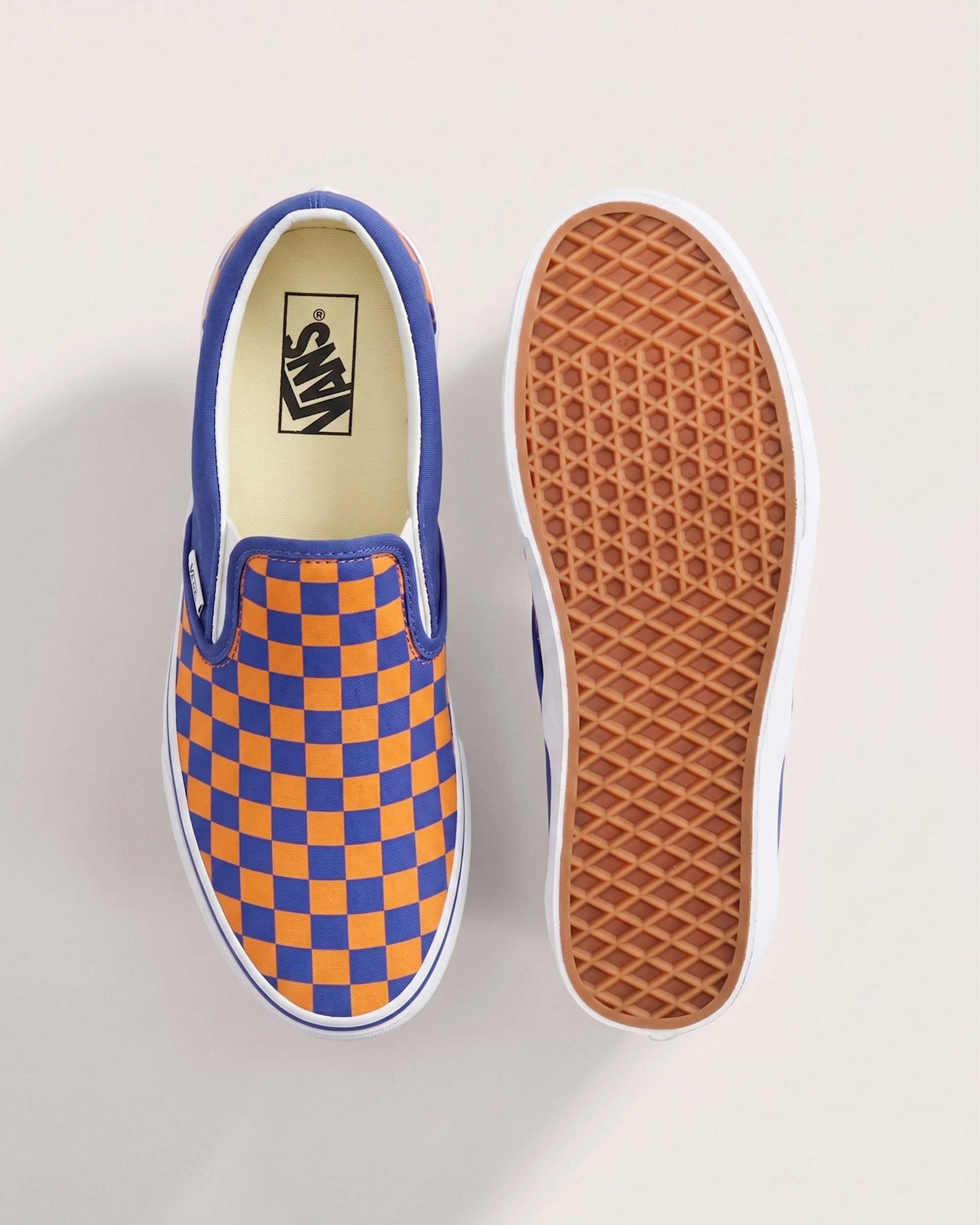 Classic SlipOn Shoe VANS Checkerboard Blue  Orange ALT2