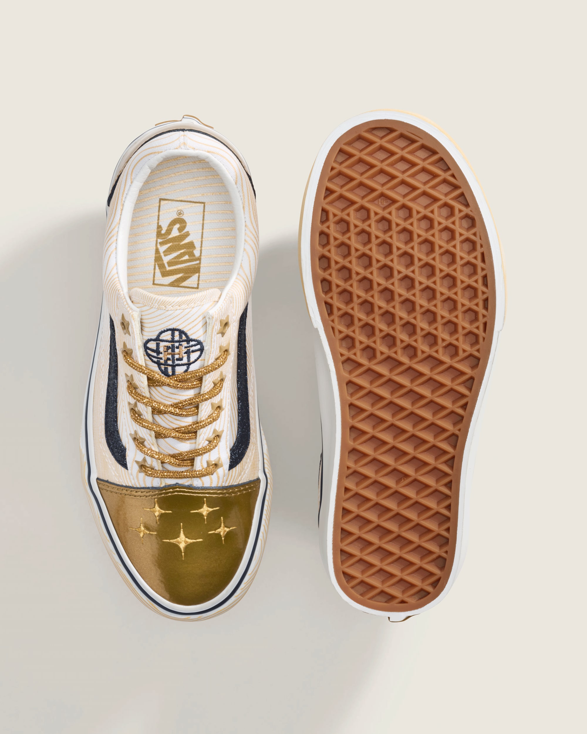 KPop Demon Hunters x Vans Big Kids Old Skool Shoe VANS KPop Demon Hunters Golden ALT2