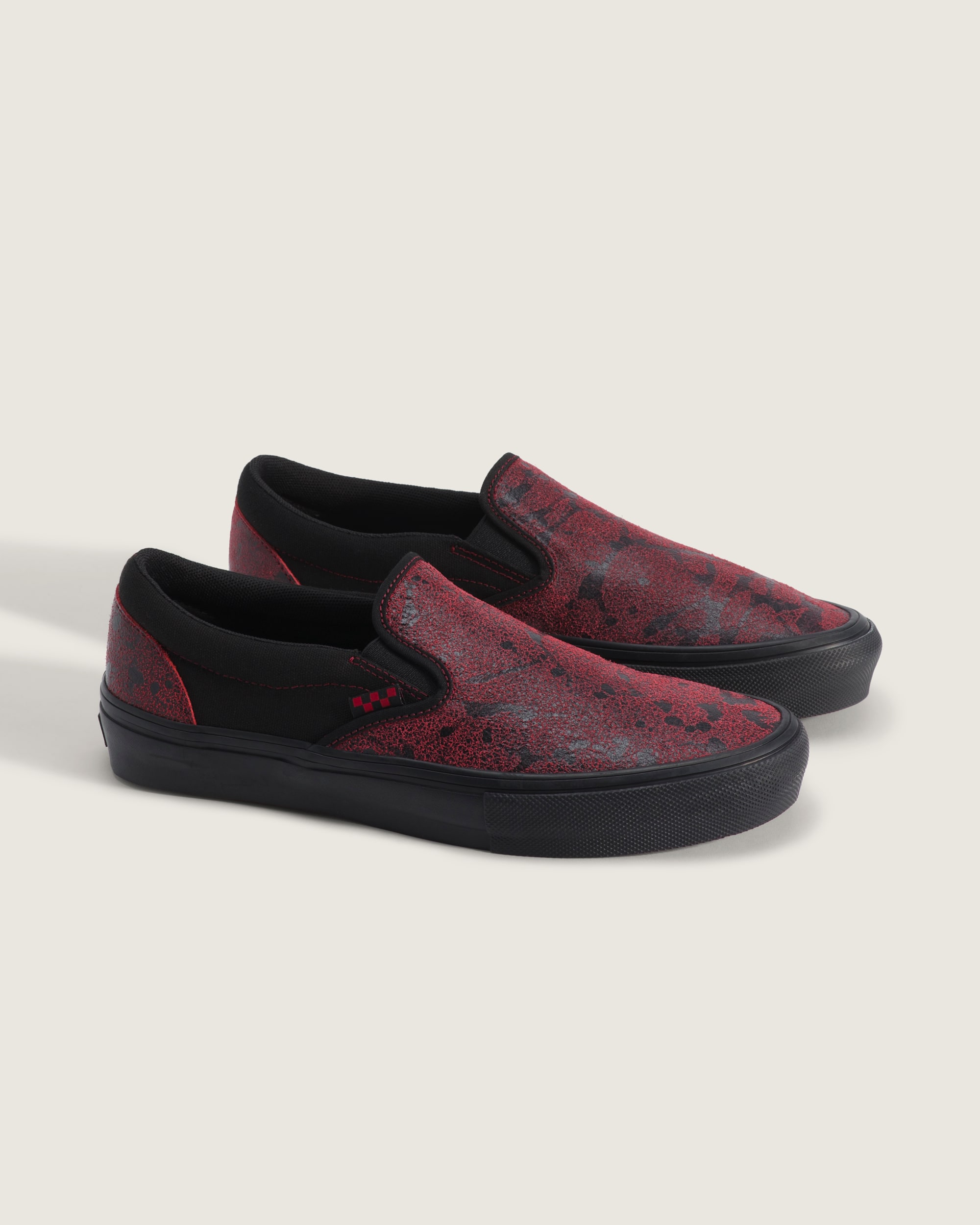 Skate SlipOn Shoe VANS Red  Black ALT1