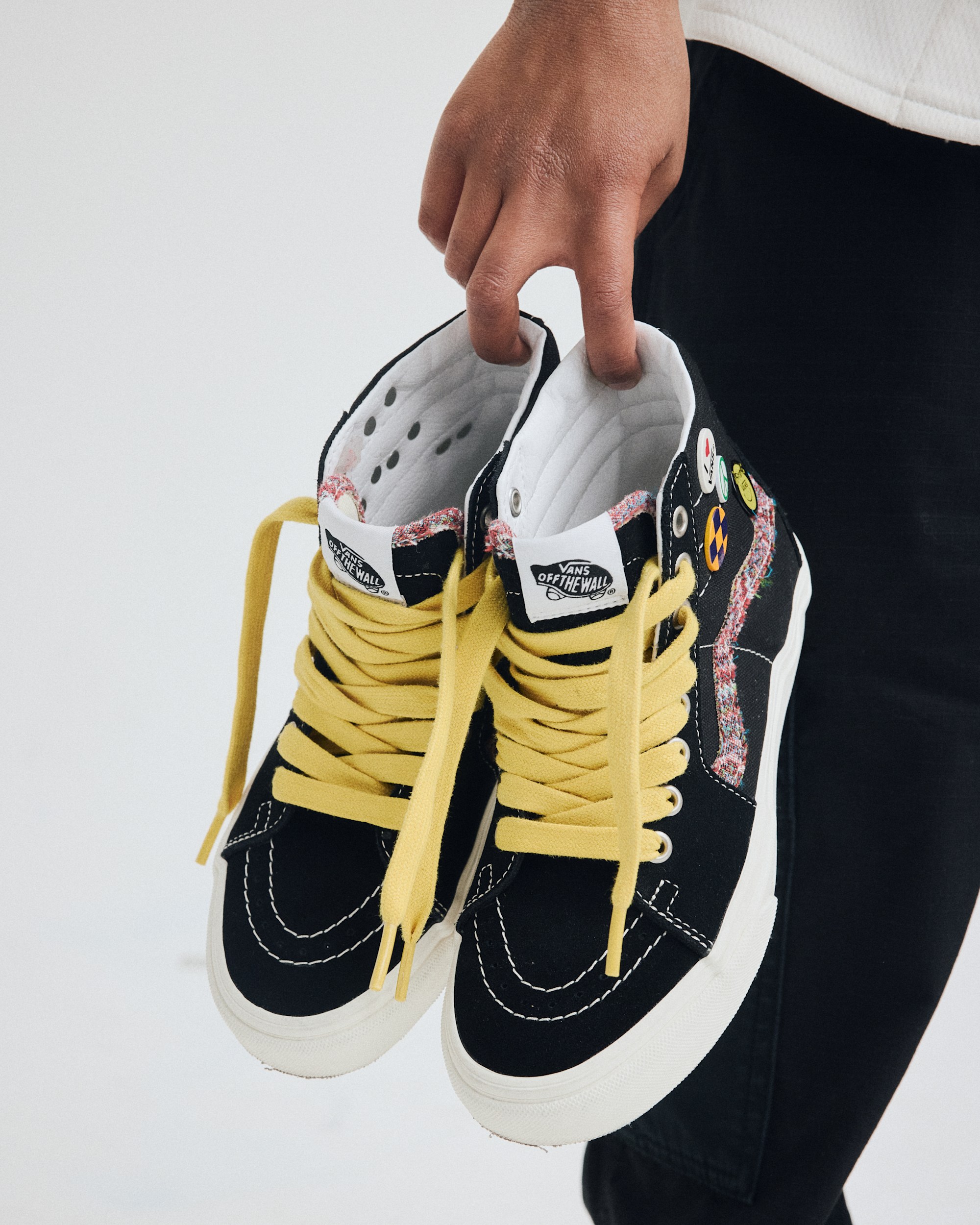 Big Kids Sk8Hi Shoe VANS Black  Marshmallow White ALT6