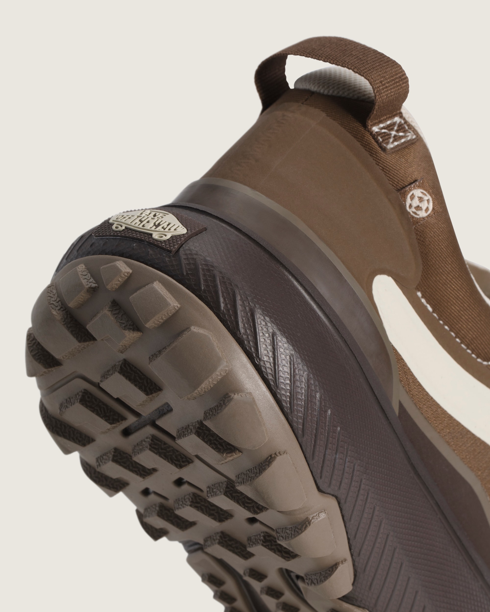 Crosspath Shoe VANS Cocoa Brown ALT5