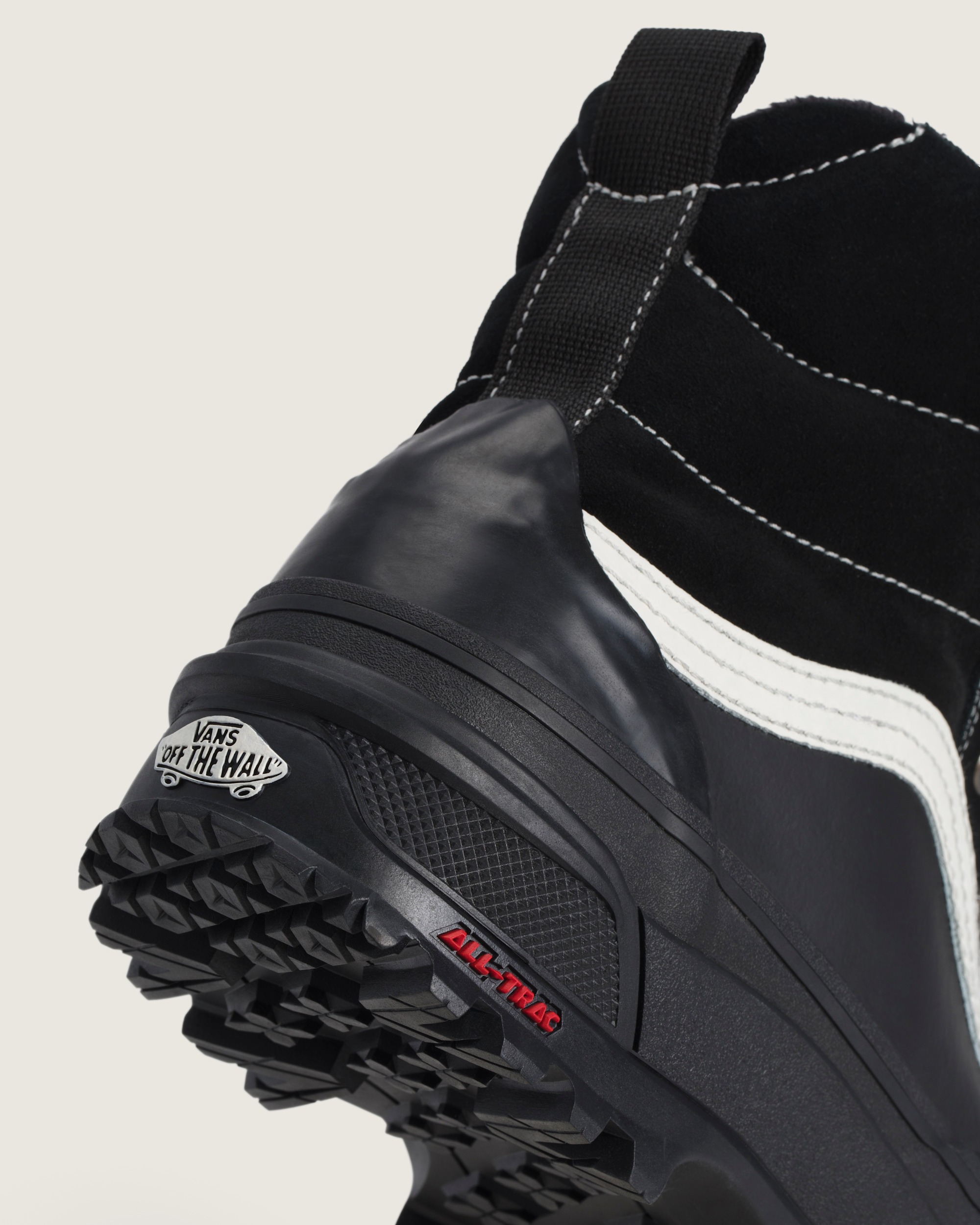Standard Mid 20 Boot VANS Black  White ALT6