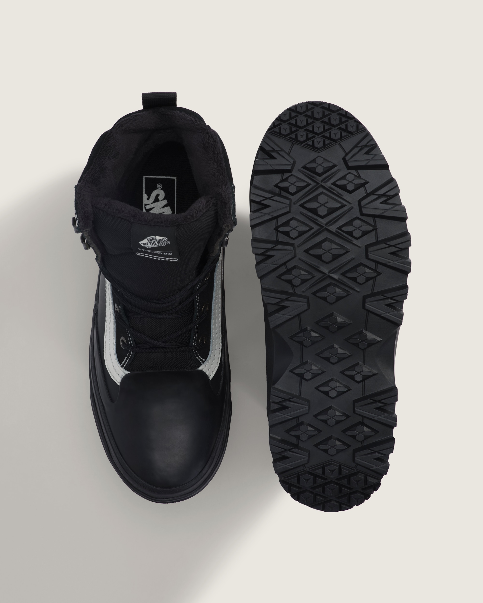 Standard Mid 20 Boot VANS Black  White ALT2