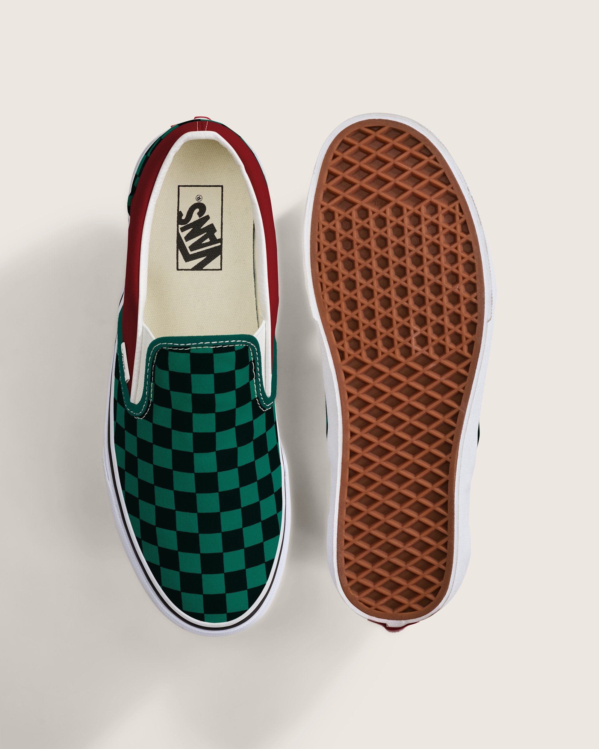 Classic SlipOn Checkerboard Shoe VANS Checkerboard Green  Red ALT2