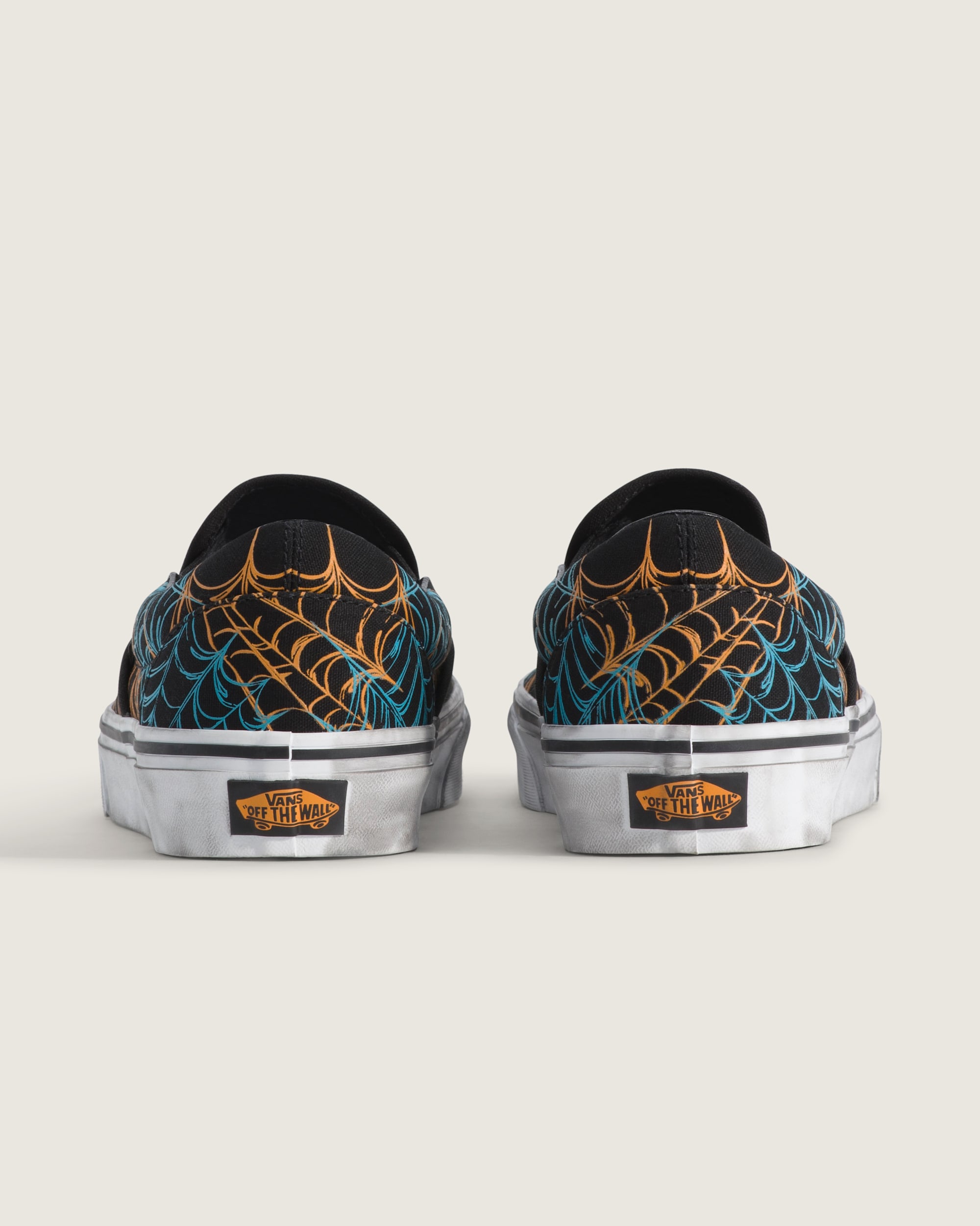 Classic SlipOn Shoe VANS GlowintheDark Black  Citrus Burst Orange ALT3