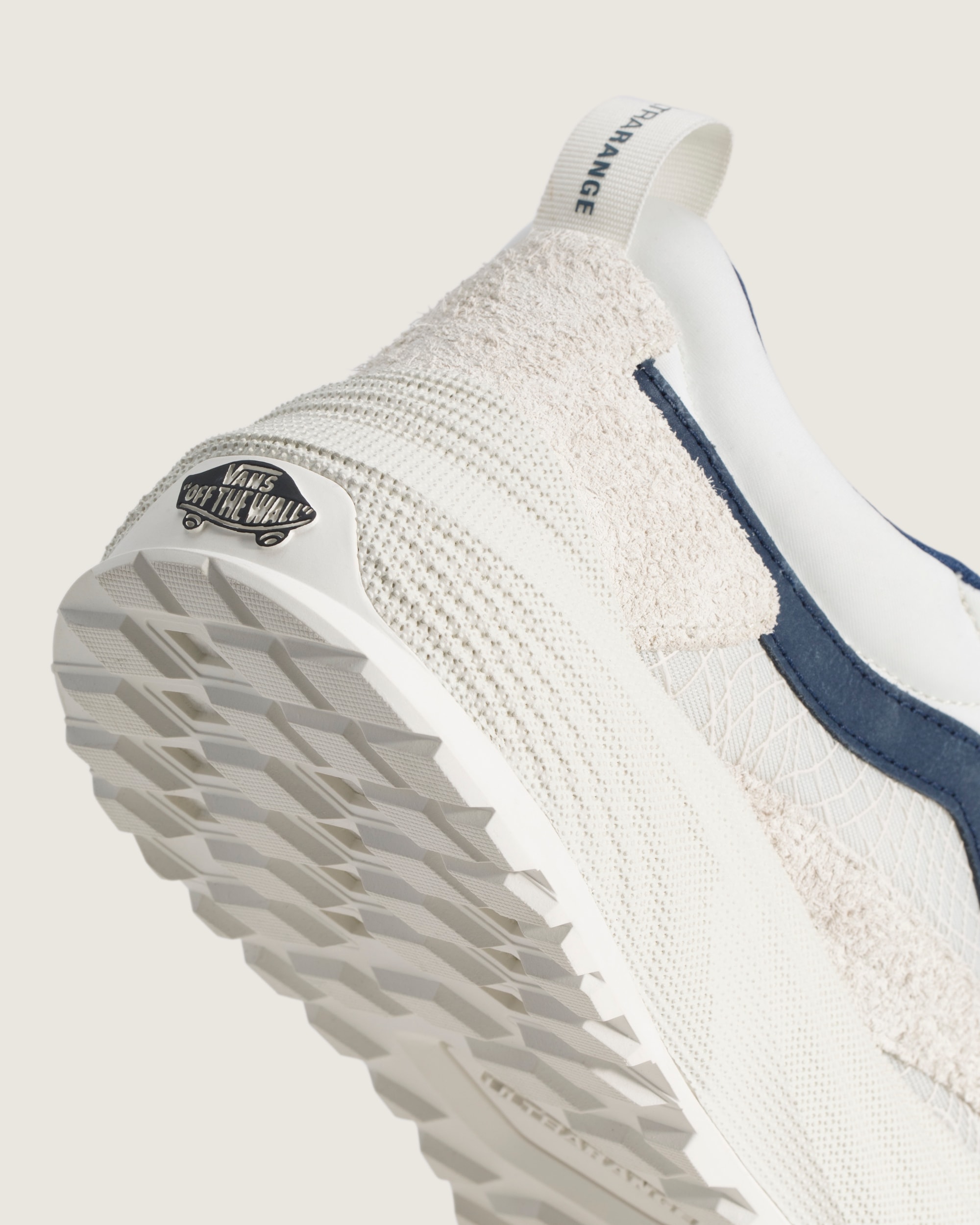 Ultrarange Neo 20 Shoe VANS Off White  Navy Blue ALT5