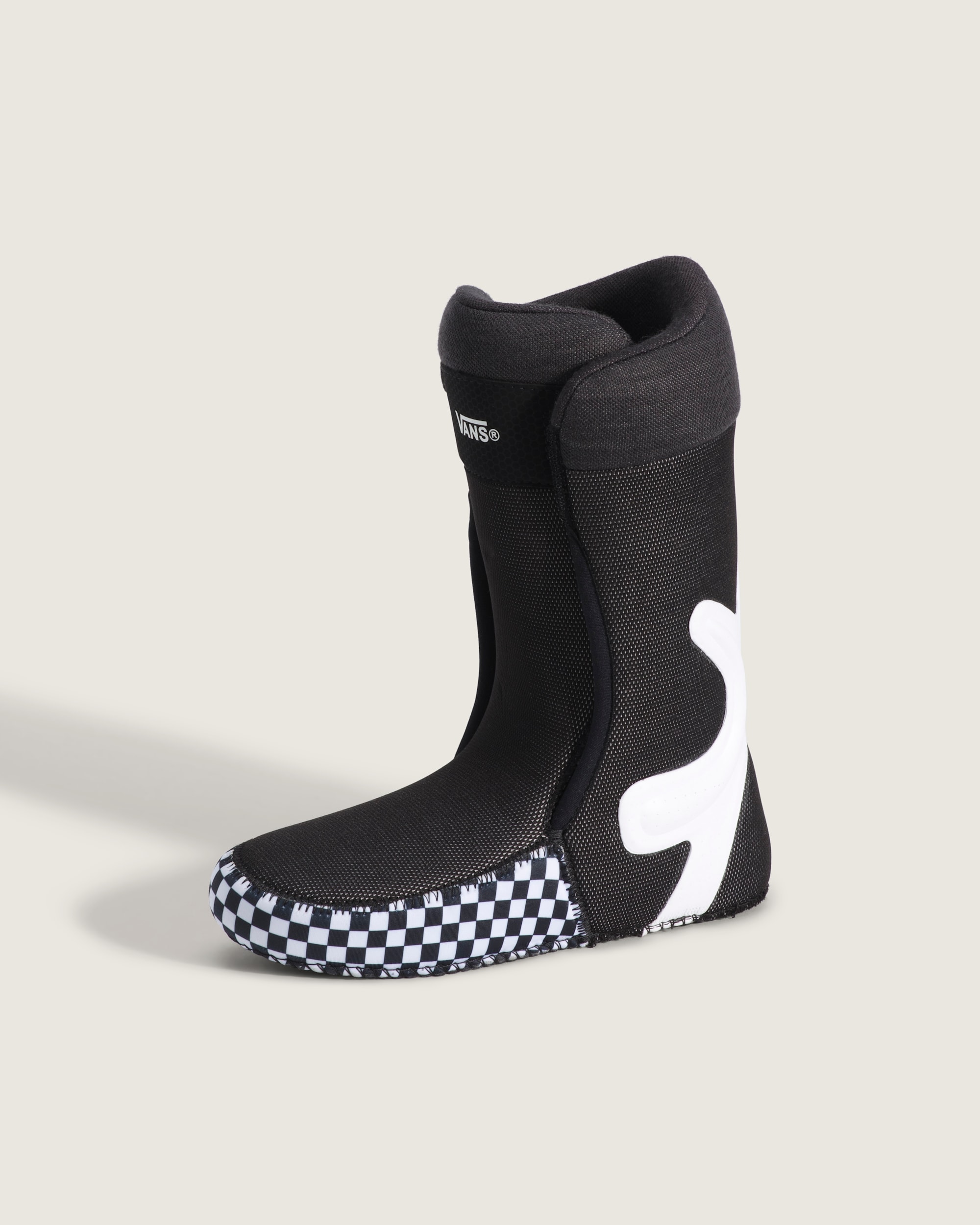 Women's Hi-Standard Pro Snowboard Boot in Black / White | Vans