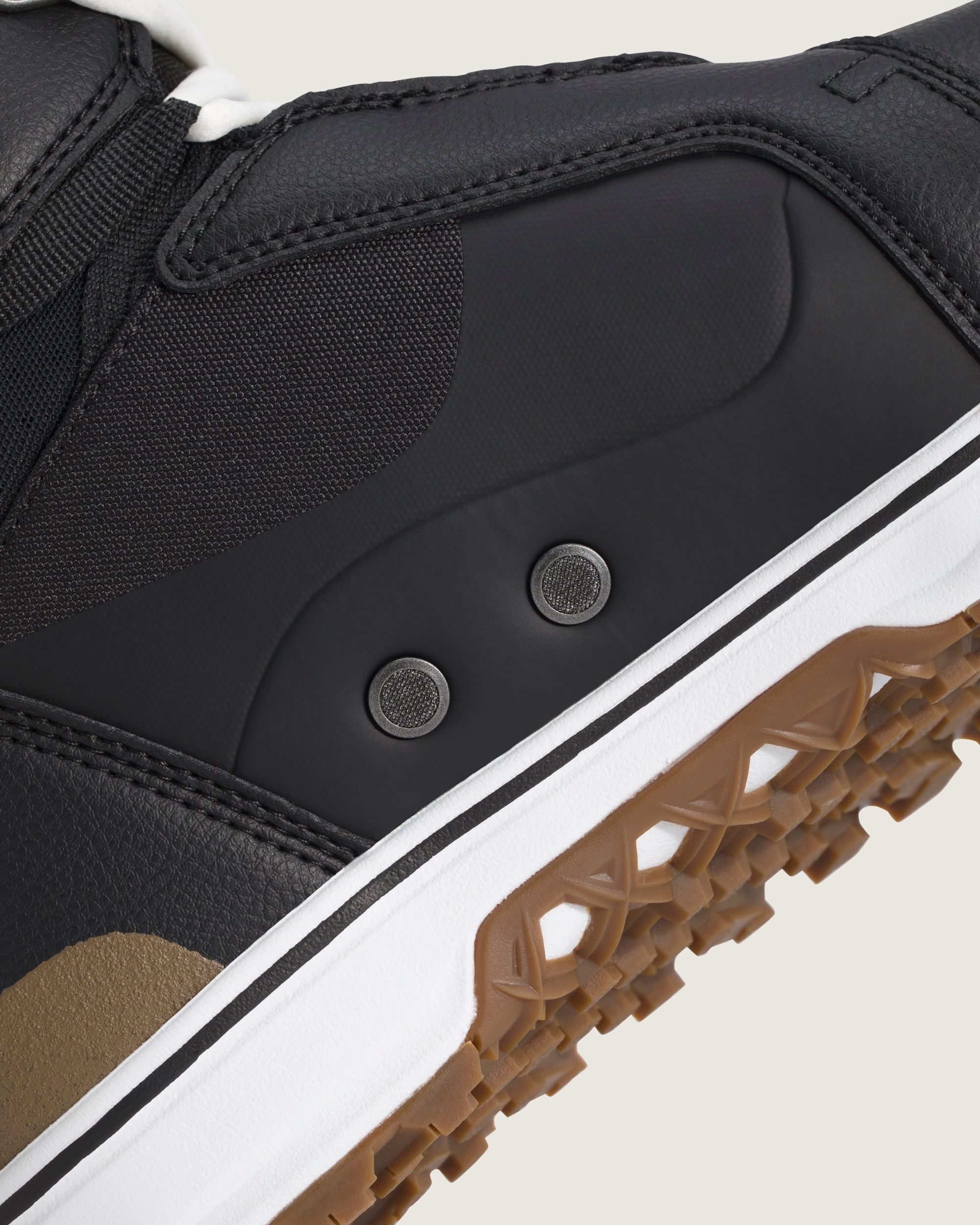 Women's Hi-Standard Pro Snowboard Boot in Black / White | Vans