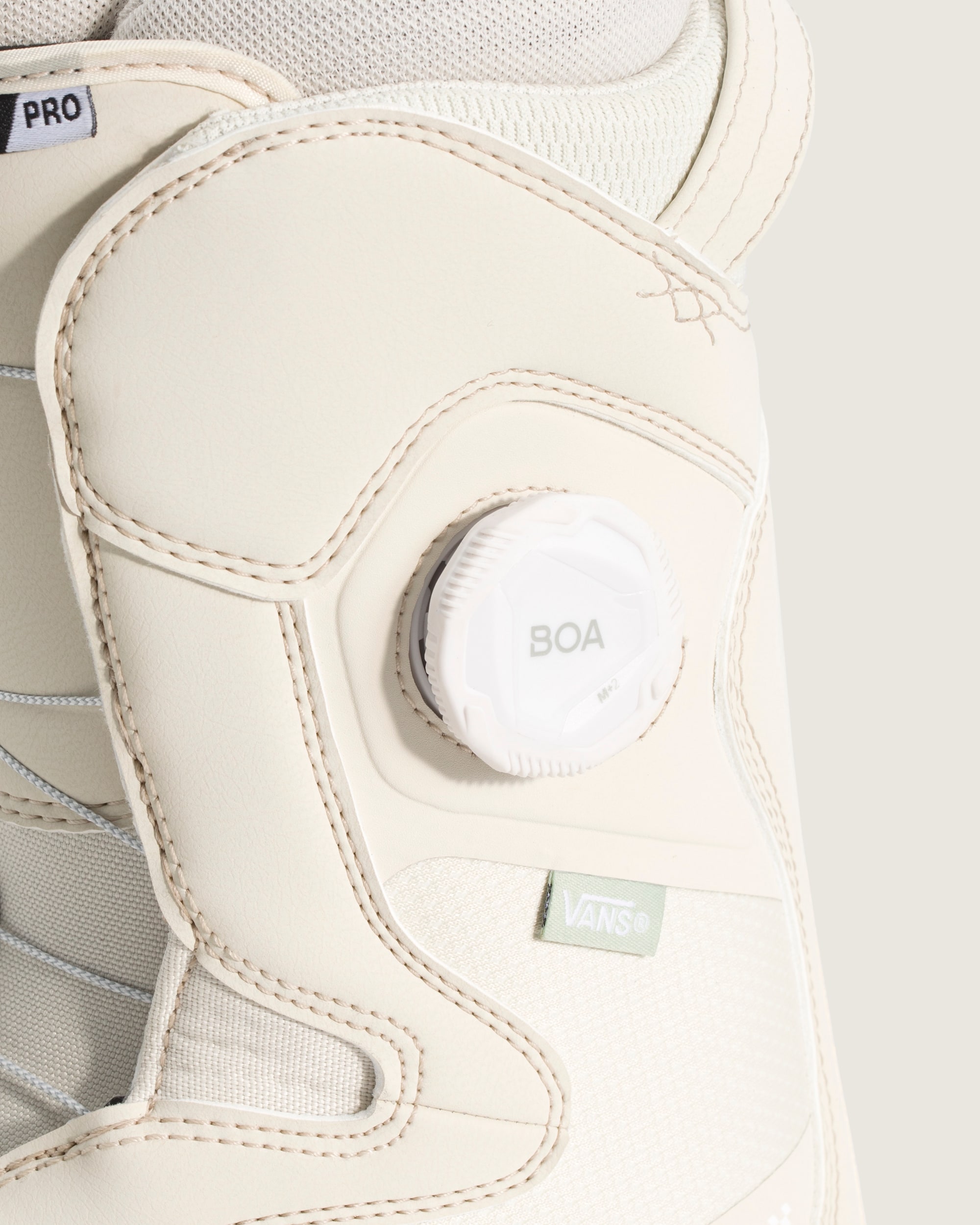 Womens Encore Pro 20 Snowboard Boot VANS Turtledove White ALT7
