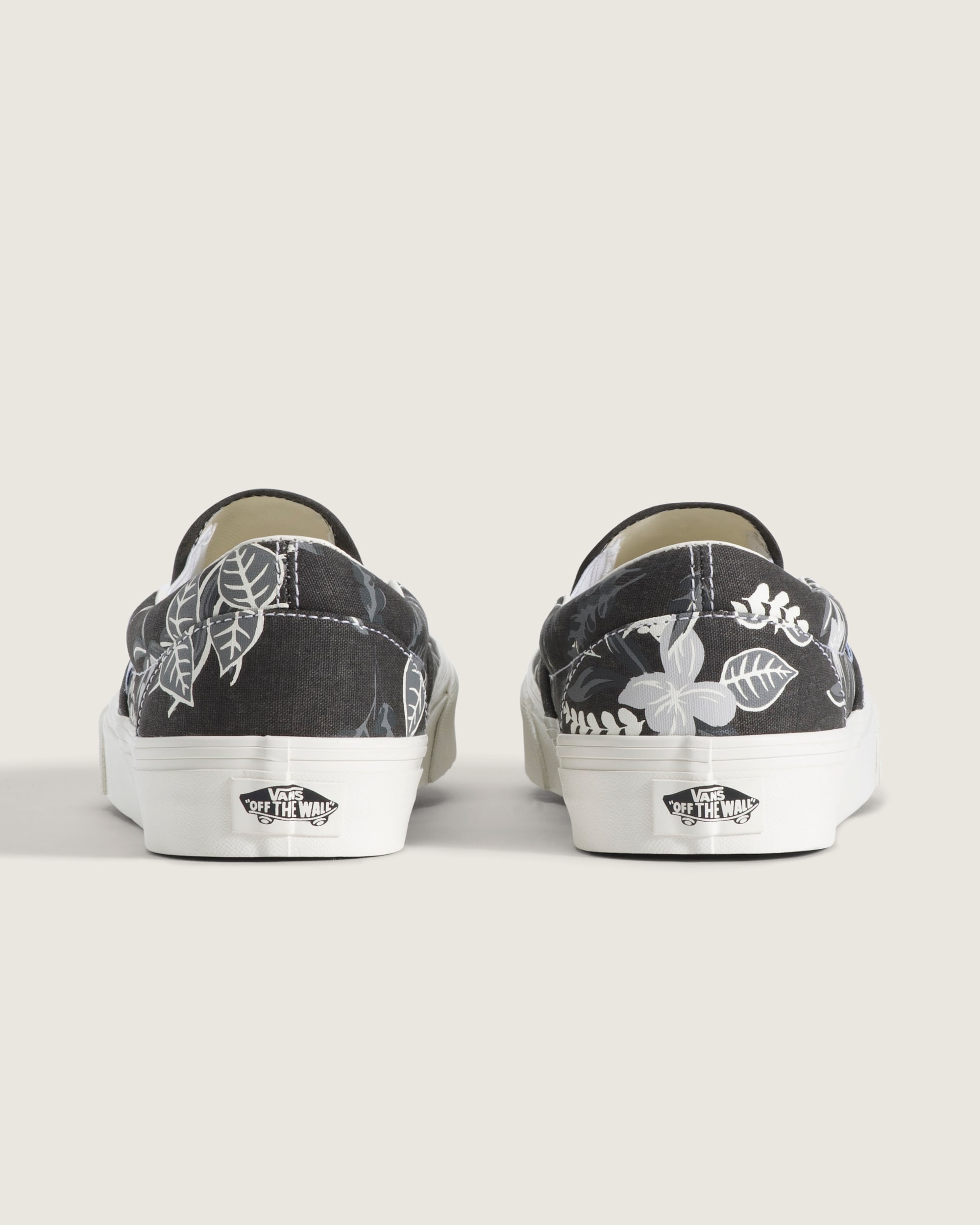 Classic SlipOn Shoe VANS Navy Blue ALT3