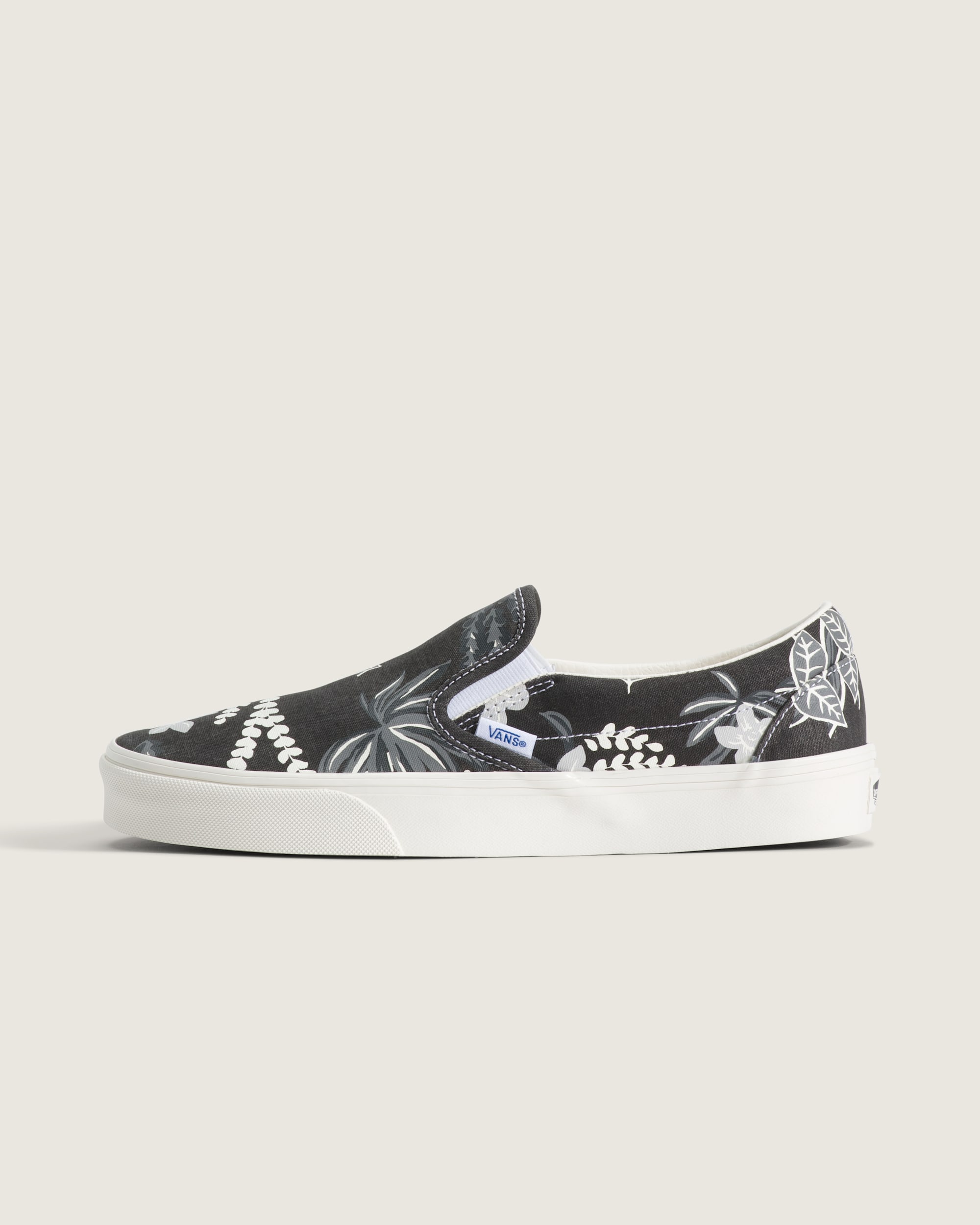 Classic SlipOn Shoe VANS Navy Blue HERO