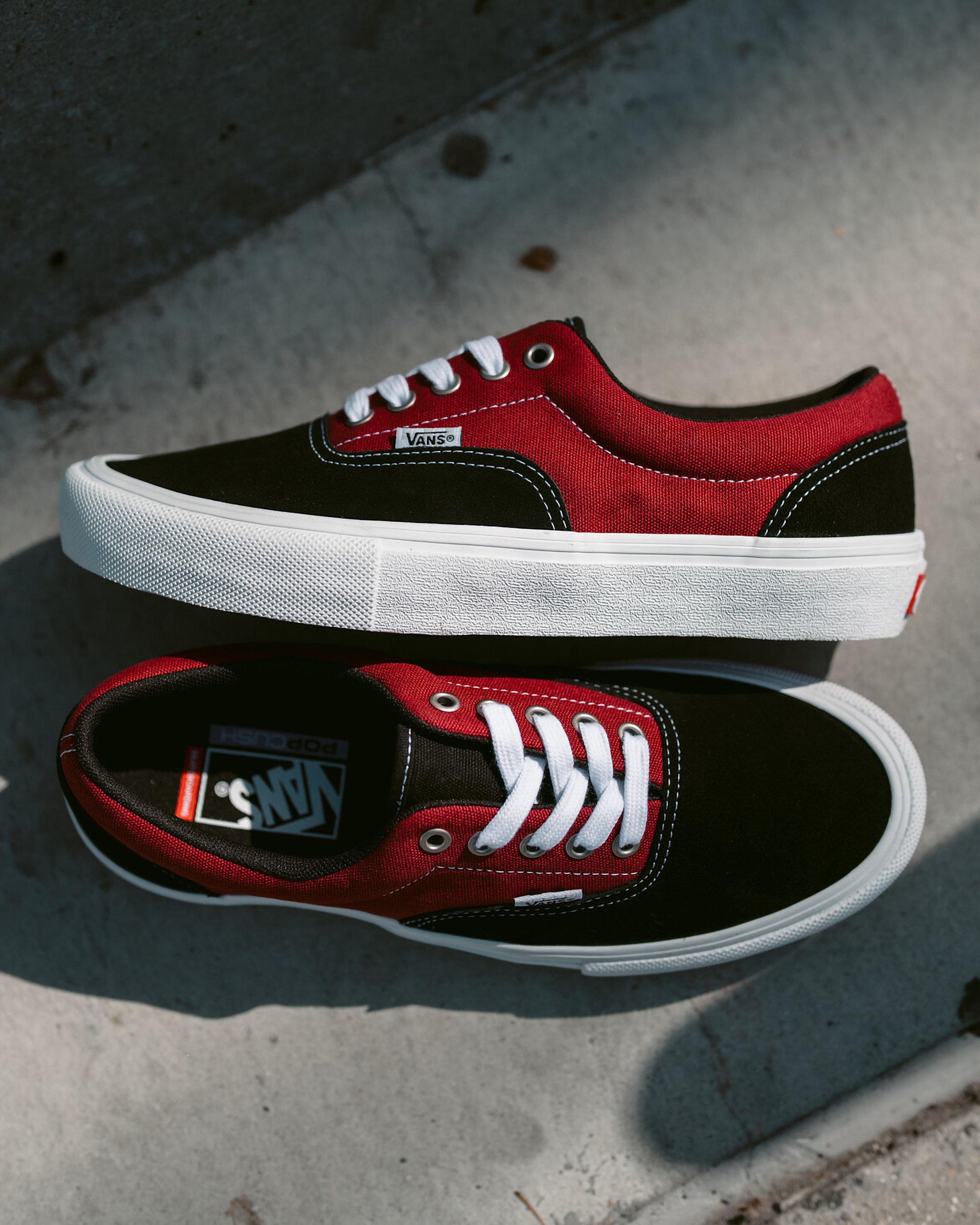 Skate Era Shoe VANS Black  Dark Red ALT7