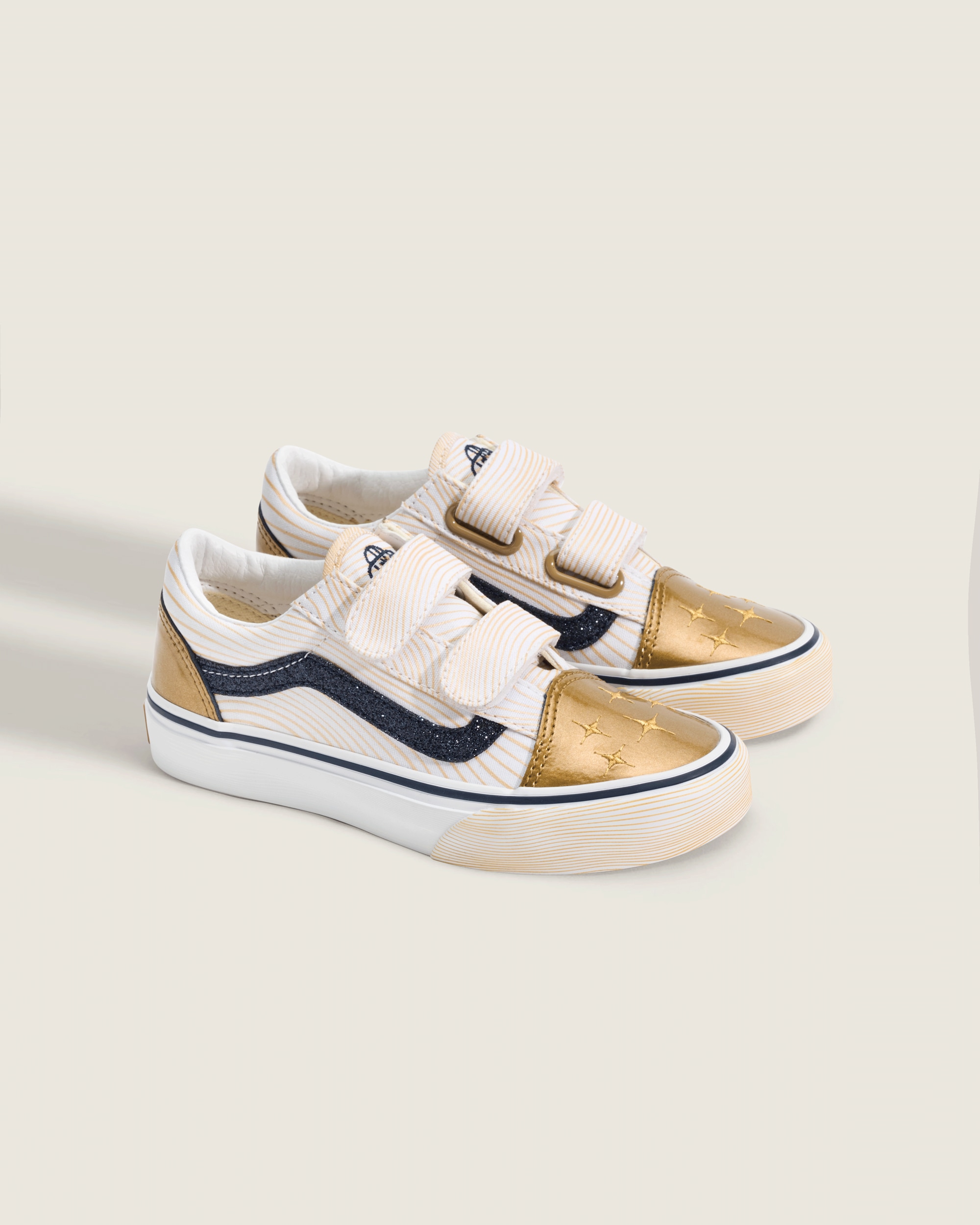 KPop Demon Hunters x Vans Little Kids Old Skool V Shoe VANS KPop Demon Hunters Golden ALT1