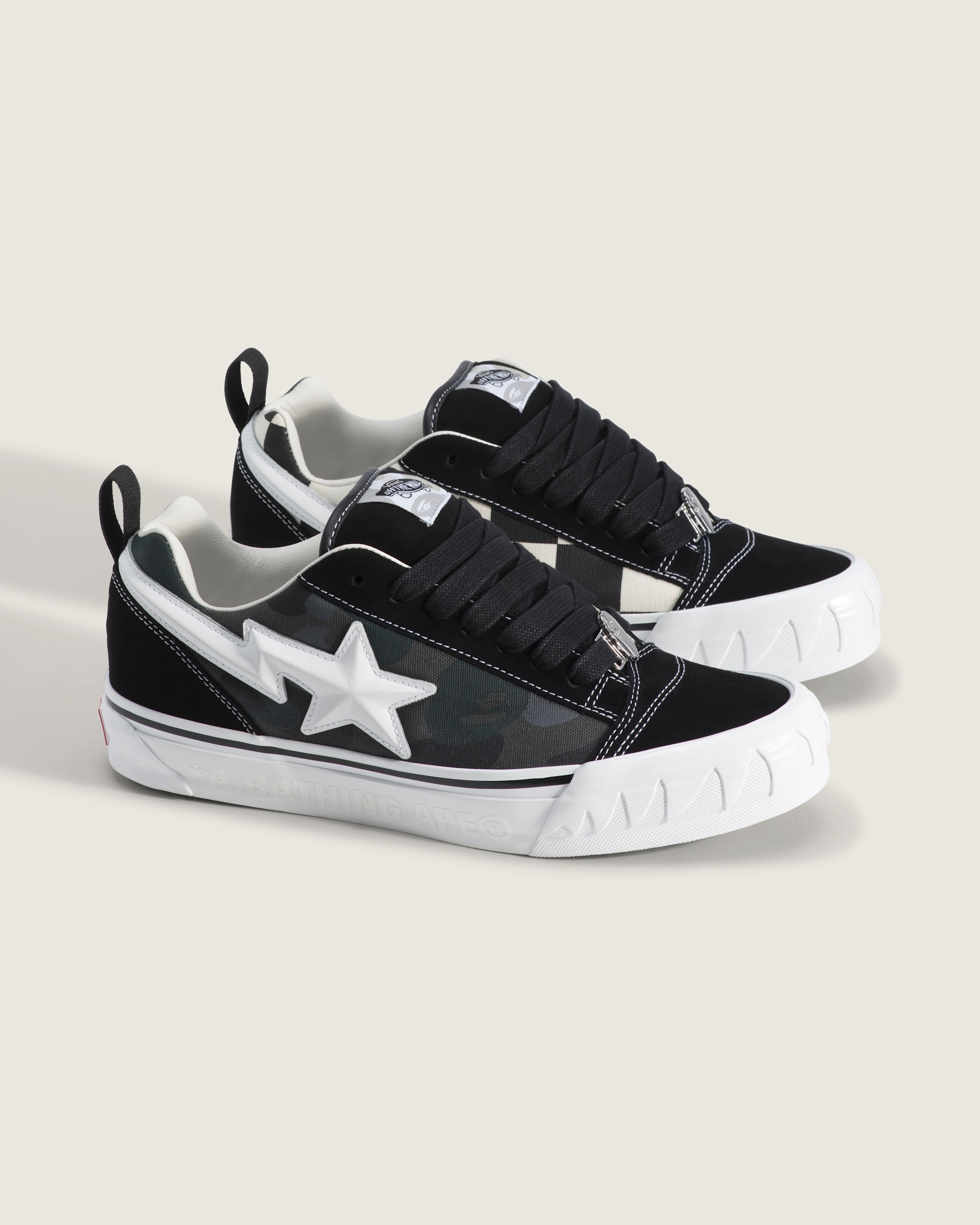 Vans x BAPE Premium Knu Skool VANS Camo Black ALT1