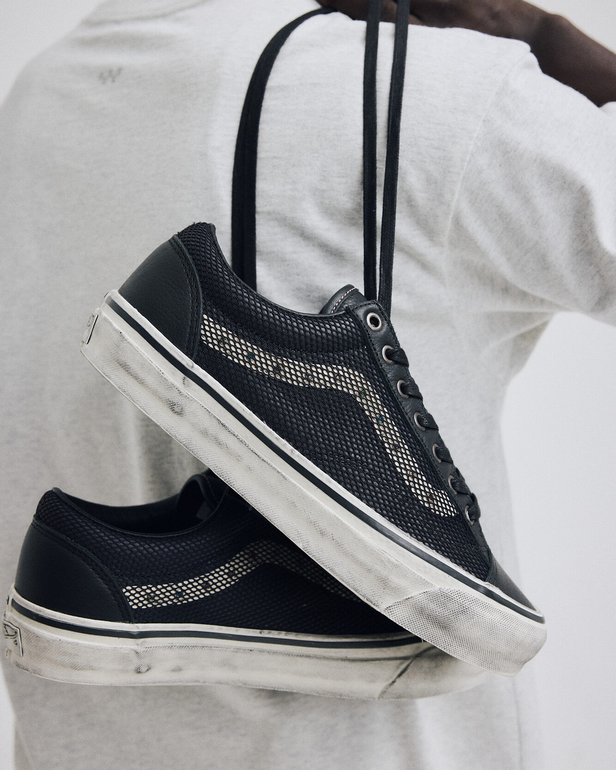 Premium Old Skool 36 Shoe VANS Black ALT4