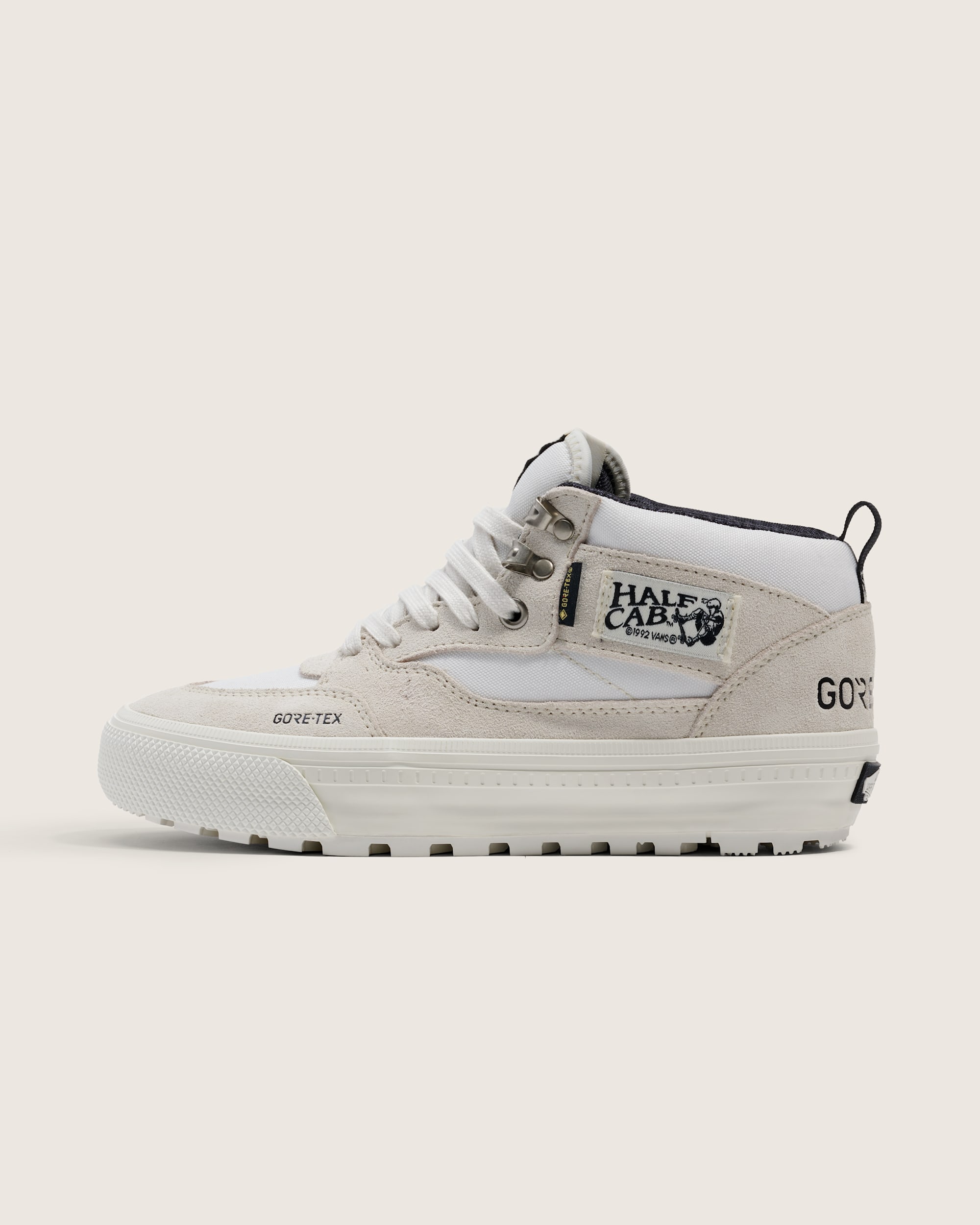 Half Cab GORETEX Insulated Shoe VANS Marshmallow White HERO