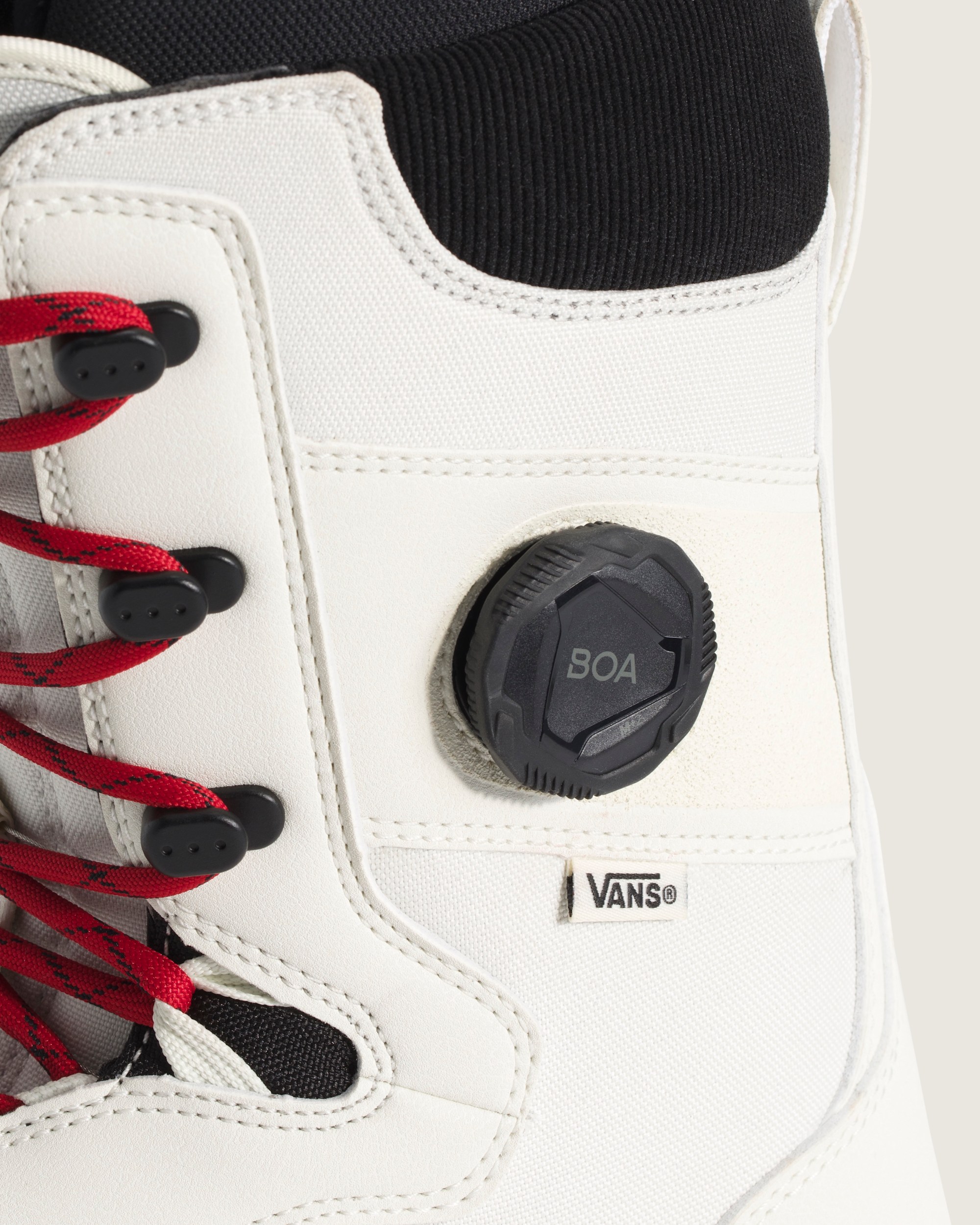 Invado OG Snowboard Boot VANS Marshmallow White  Racing Red ALT7