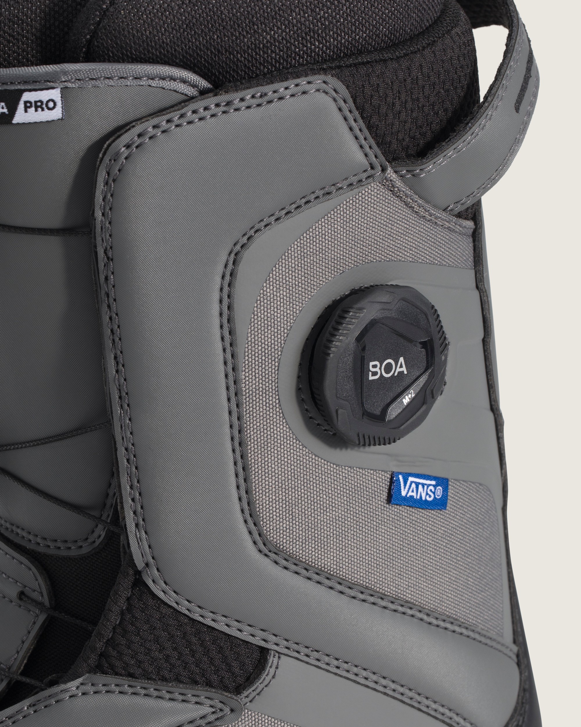 Aura Pro 20 Snowboard Boot VANS Pewter Gray  Black ALT7
