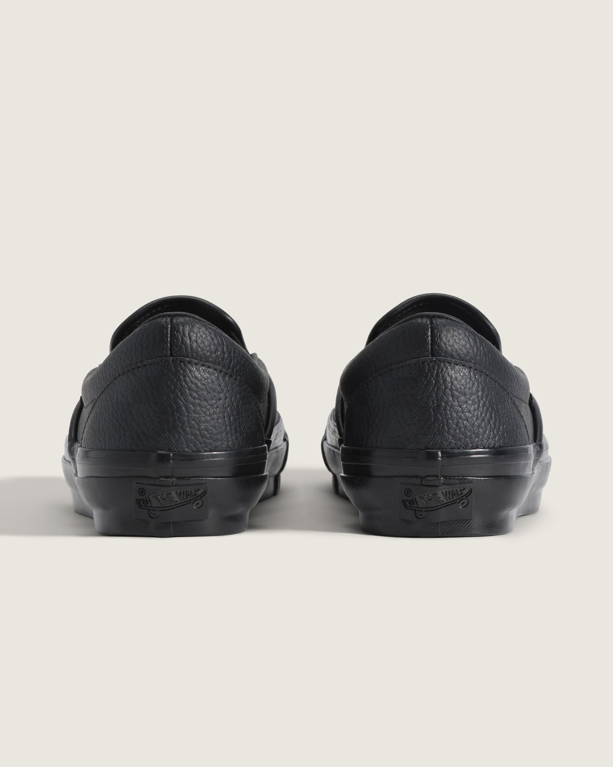 Premium Classic SlipOn Shoe VANS Black  Faded Black ALT3