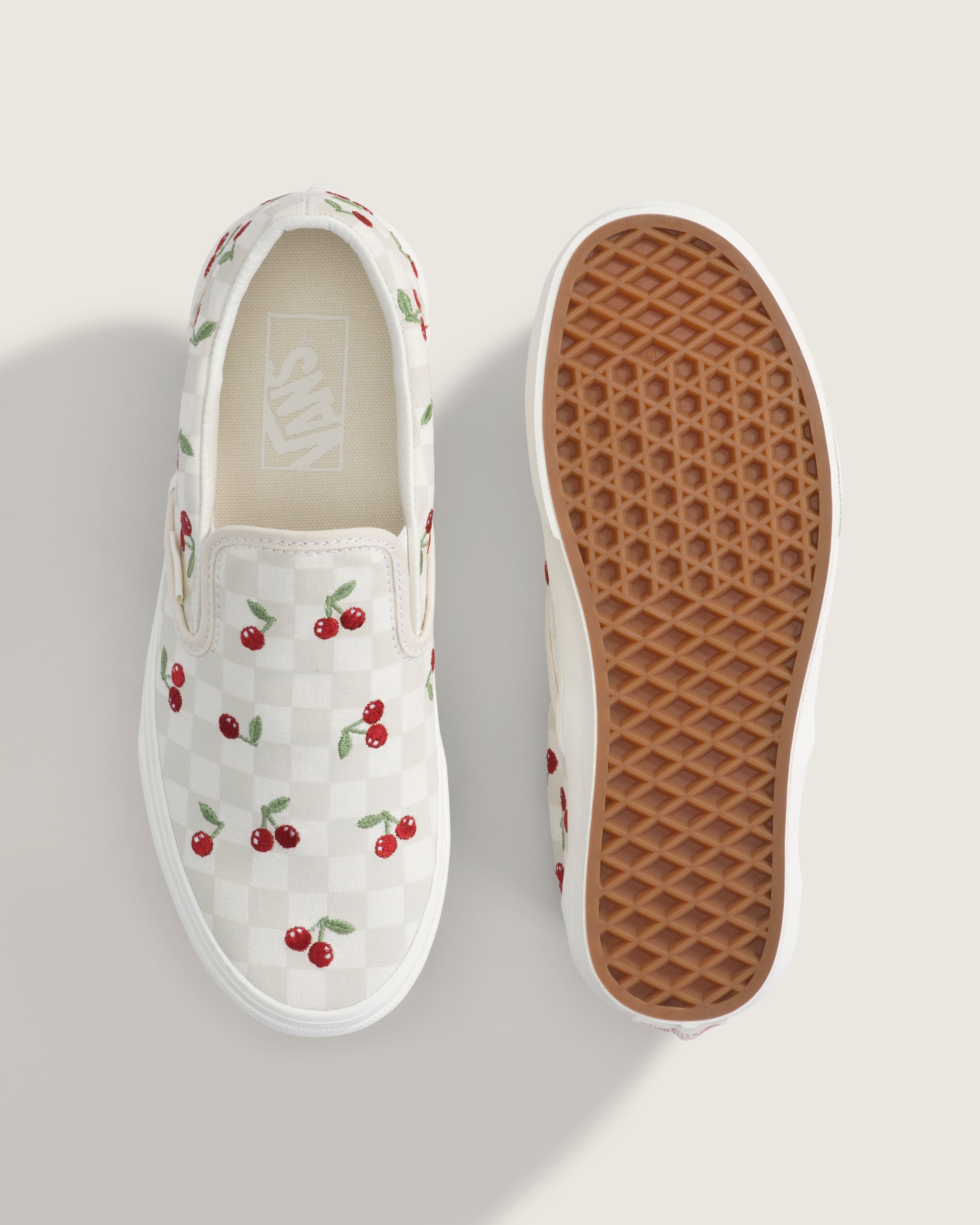 Classic SlipOn Checkerboard Shoe VANS Checkerboard Turtledove White  Marshmallow White ALT2