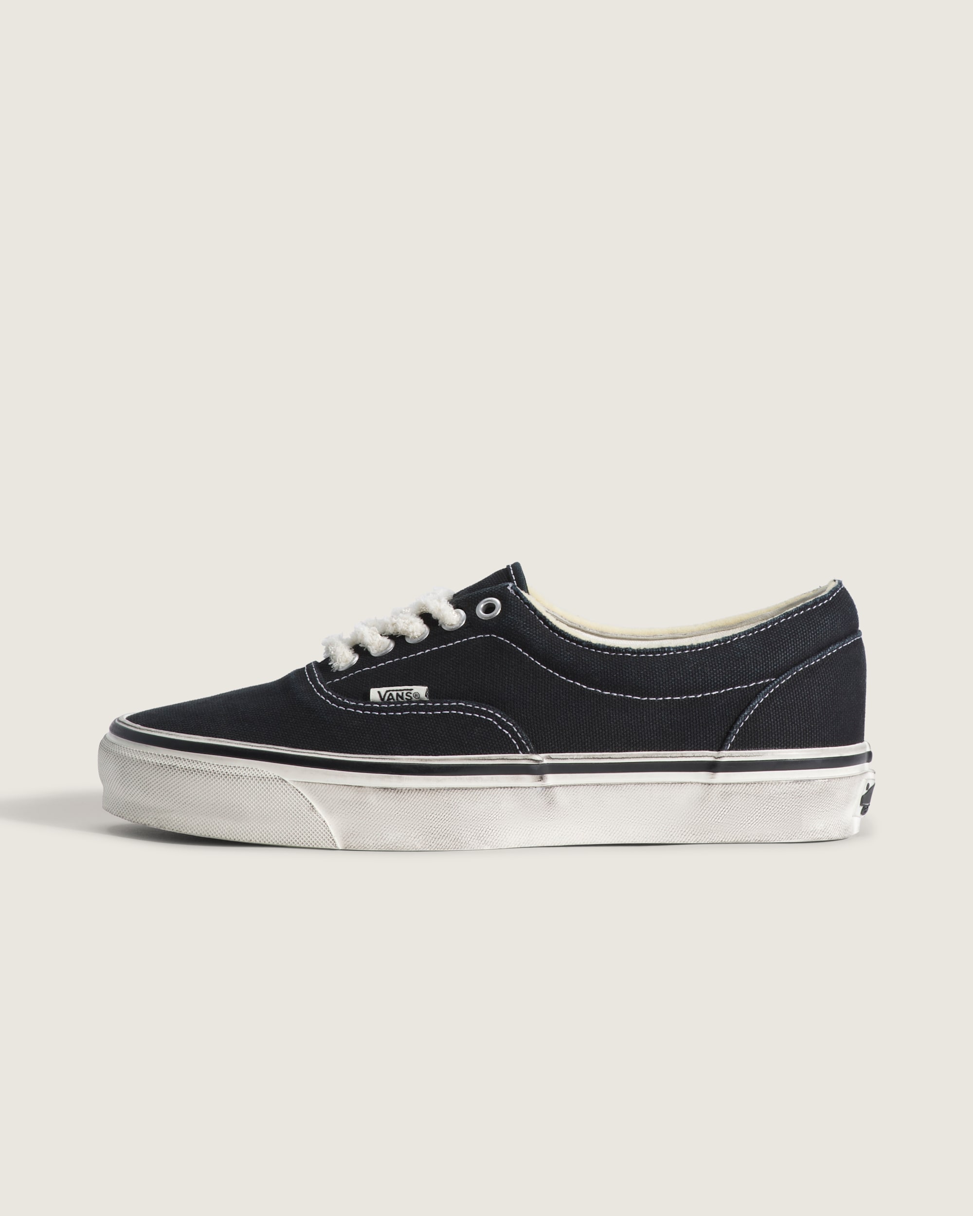 OTW Era 95 DST Shoe VANS Relic Black HERO