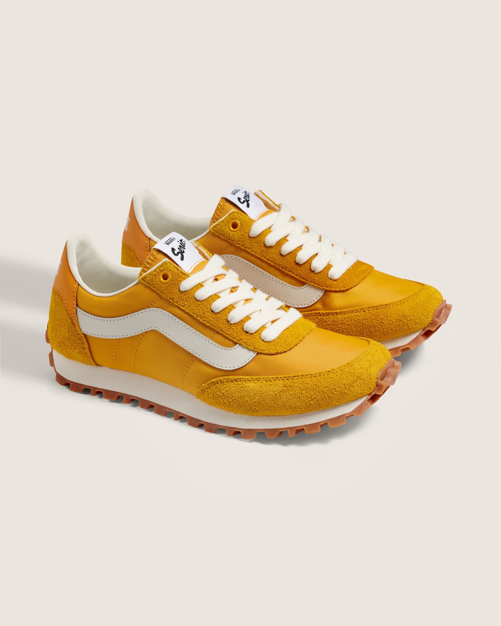 Premium Style 152 Shoe VANS Fuel Yellow ALT1