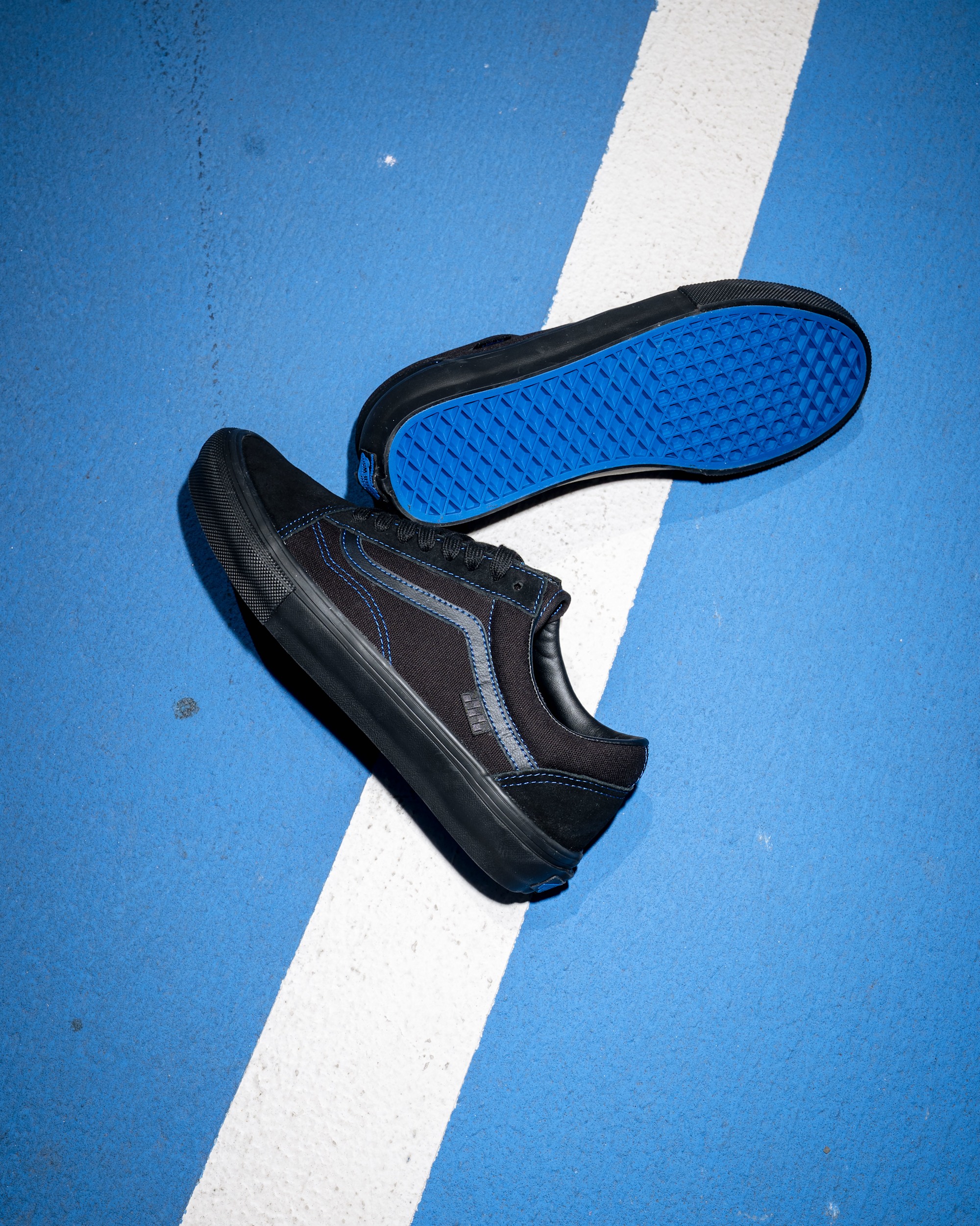Skate Old Skool Shoe VANS Black  Classic Blue ALT6