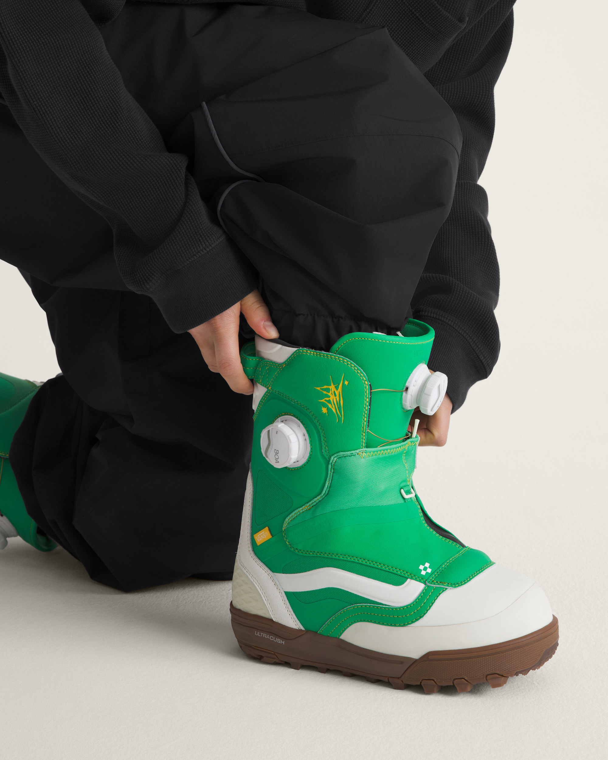 Womens Progress Snowboard Boot VANS Green  Yellow ALT1