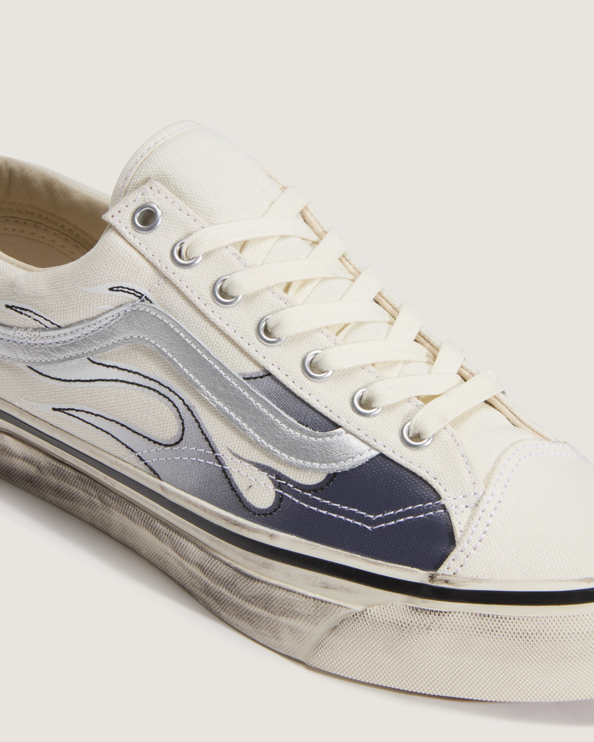 Premium Old Skool 36 Shoe VANS Archive Flame Marshmallow ALT1