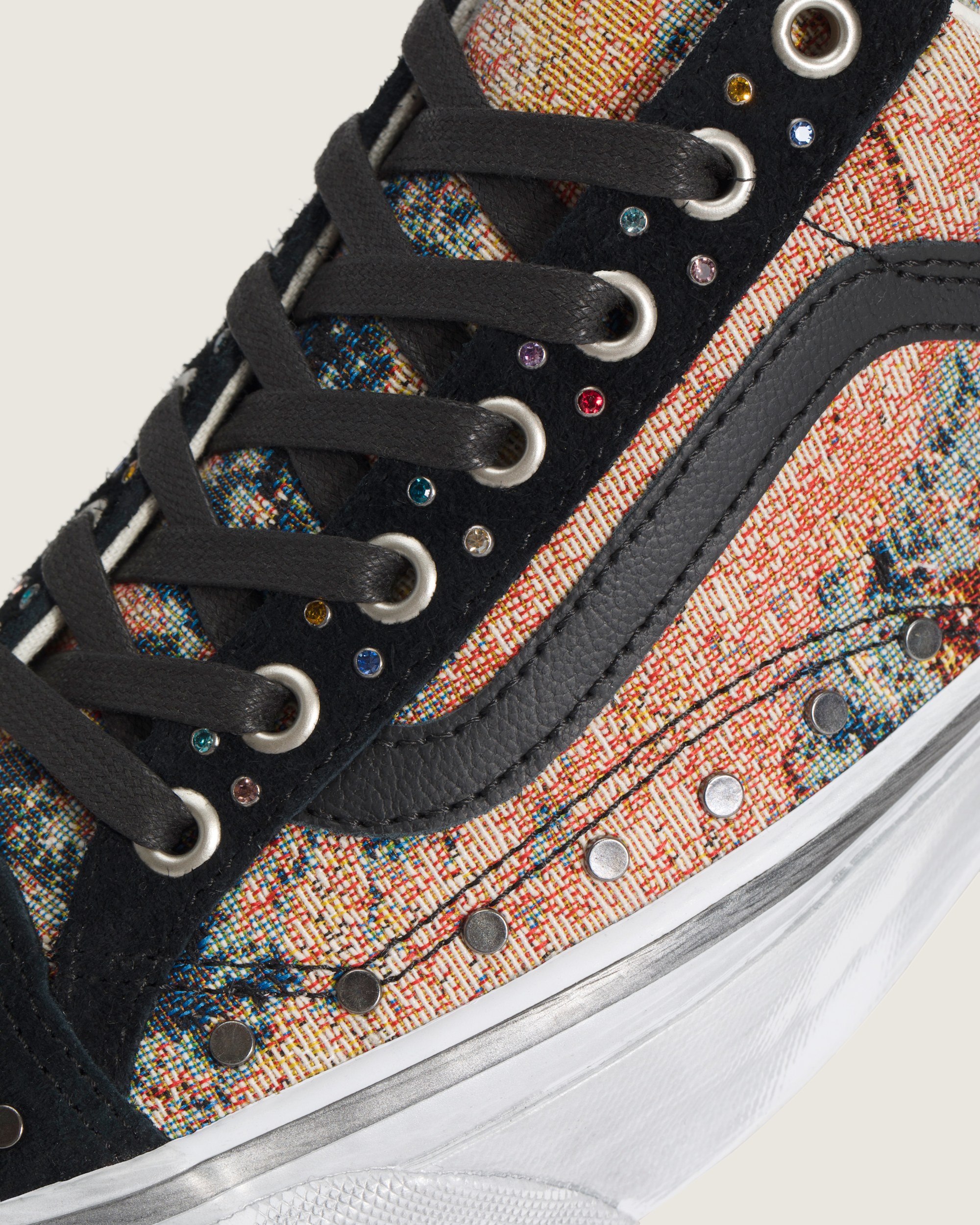 Premium Old Skool 36 Shoe VANS Floral Rivets Black  Multi ALT4