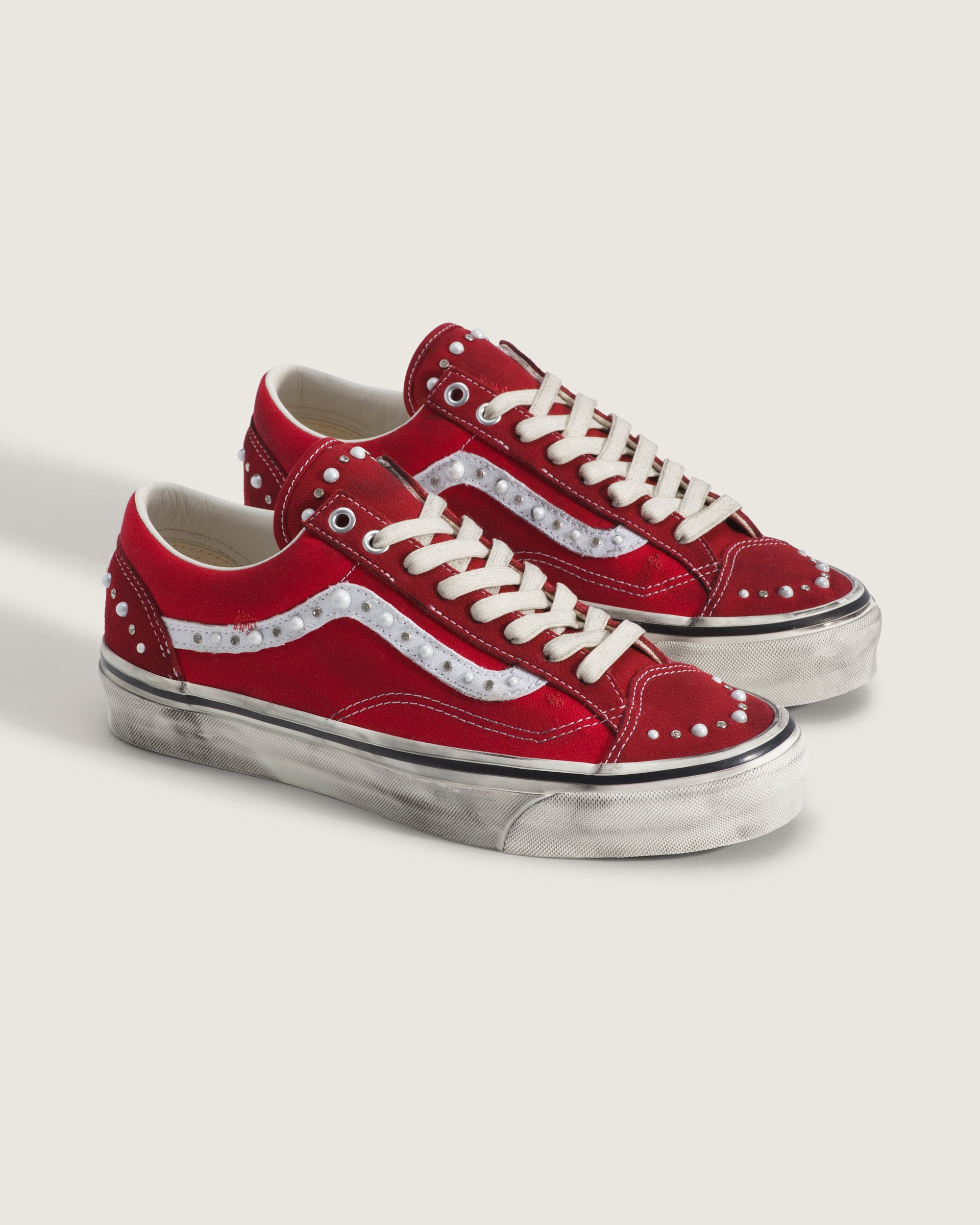 Premium Old Skool 36 Shoe VANS Pearlized Racing Red ALT1