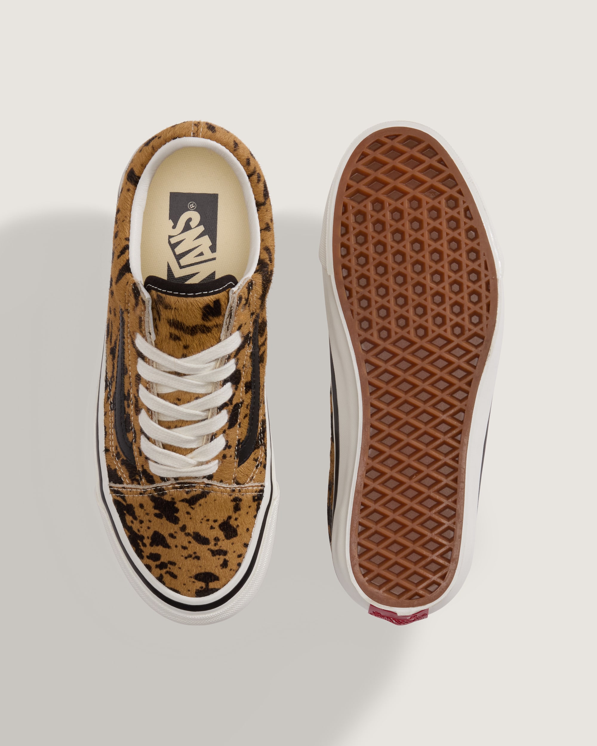 Premium Old Skool Shoe VANS Pony Hair Cow Print ALT2