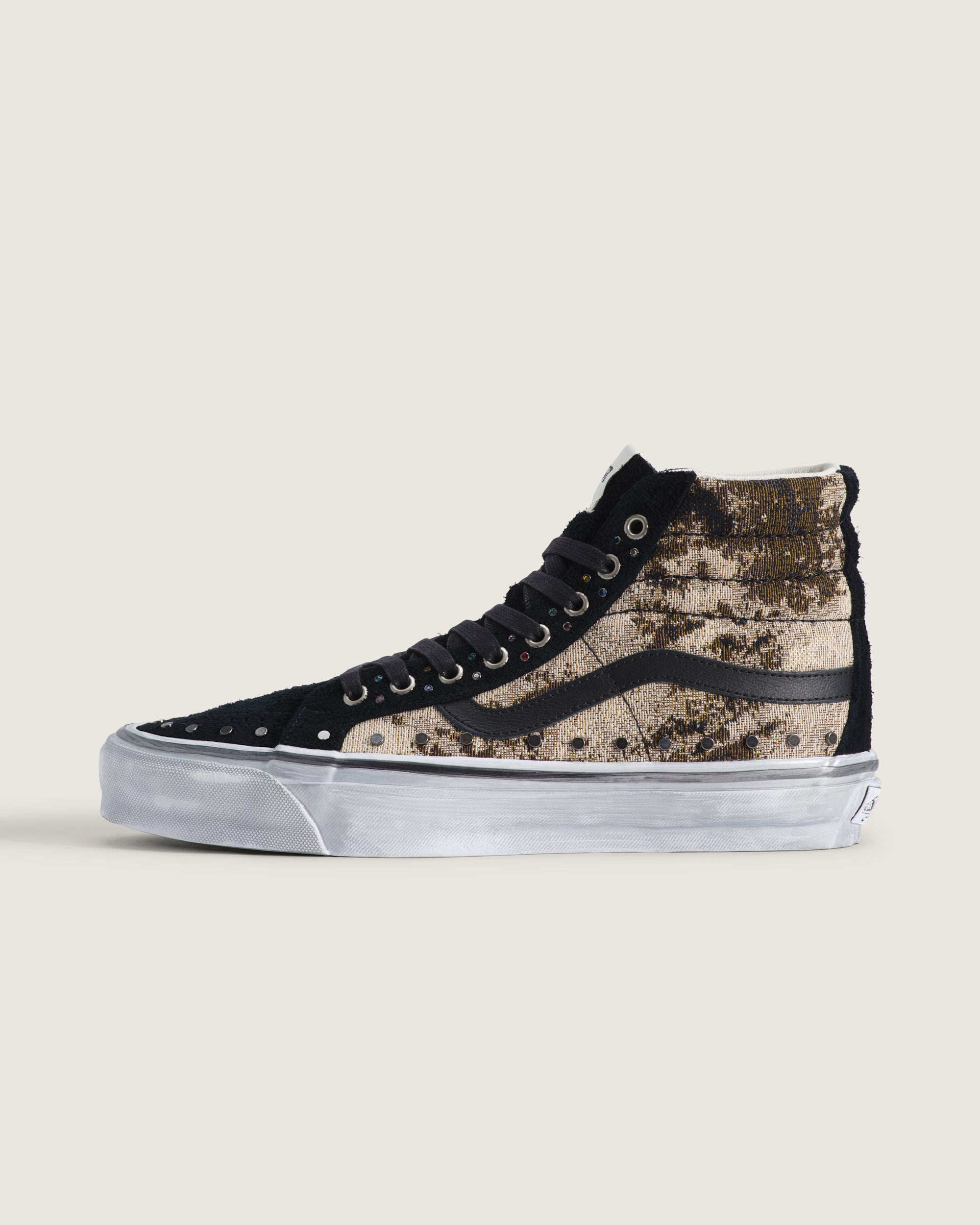 Premium Sk8Hi Shoe VANS Floral Rivets Black  Multi HERO
