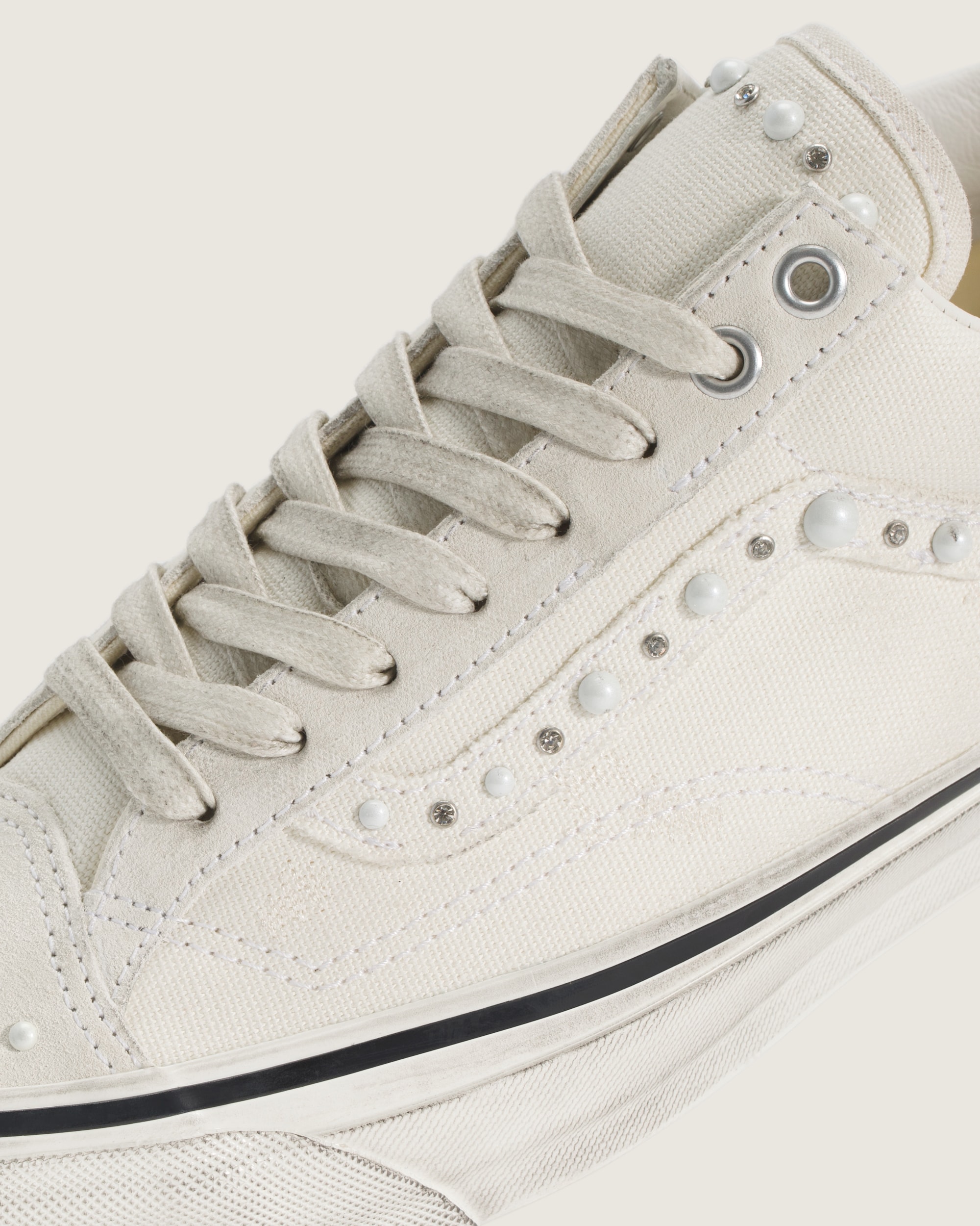 Premium Old Skool 36 Shoe VANS Pearlized Marshmallow White ALT4