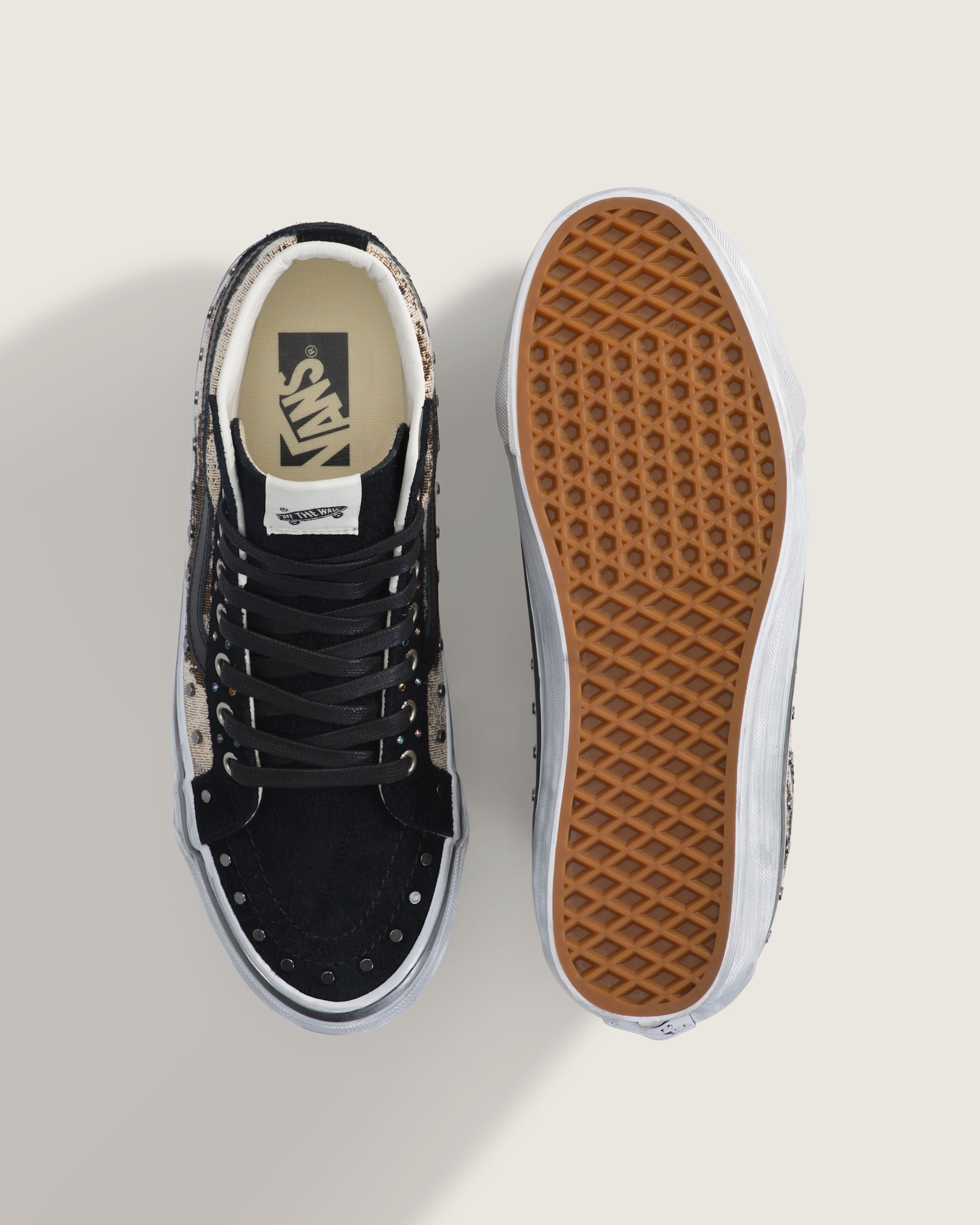 Premium Sk8Hi Shoe VANS Floral Rivets Black  Multi ALT2