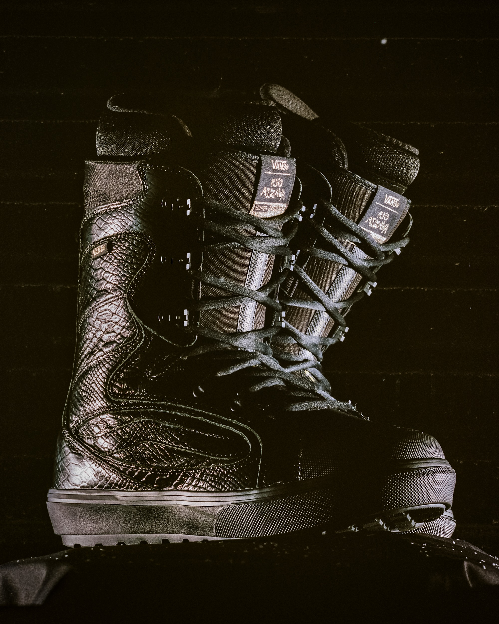 Super Standard Snowboard Boot VANS Ryo Aizawa Black  Snake ALT7