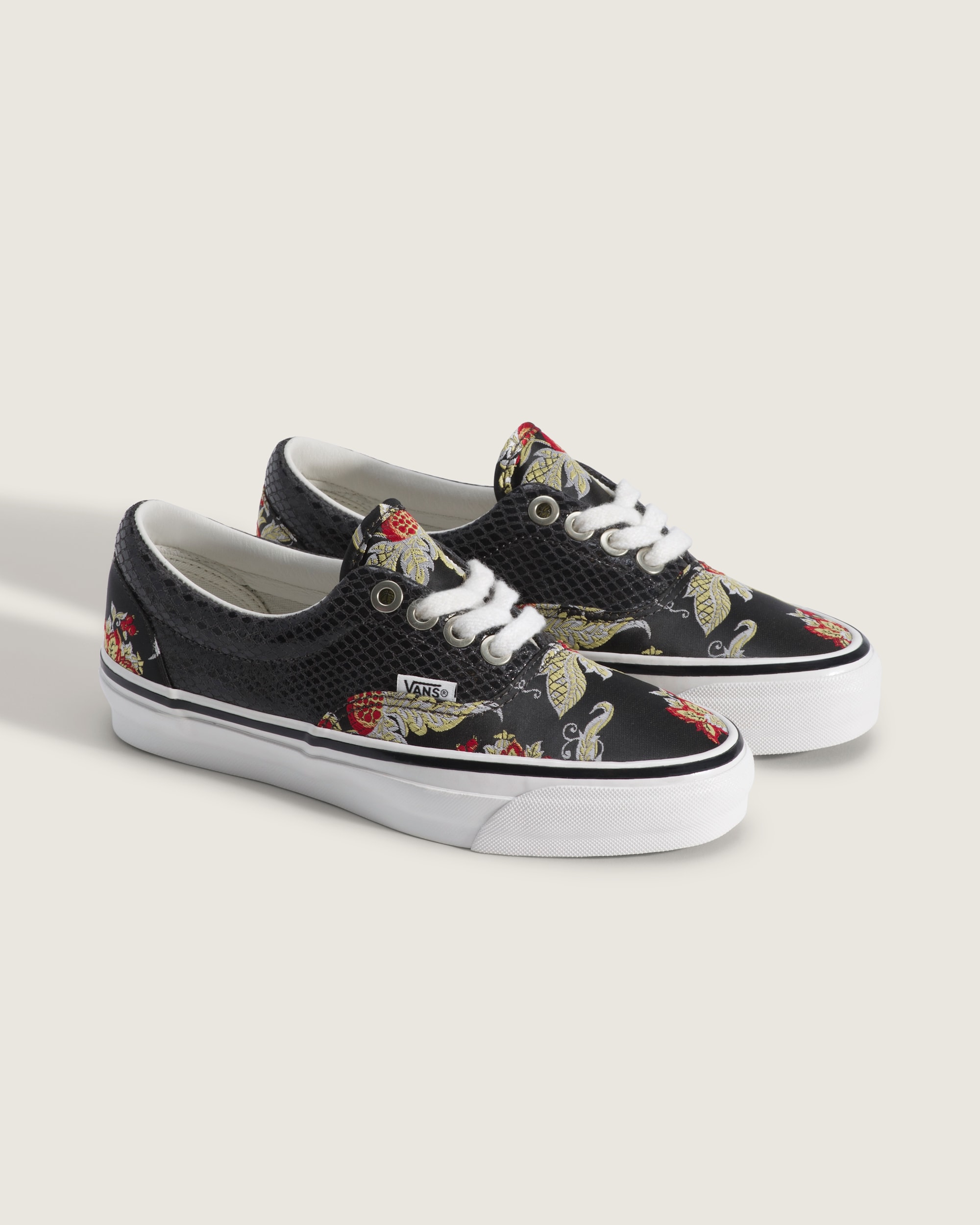 OTW Era 95 Vibram VANS Floral Black ALT1