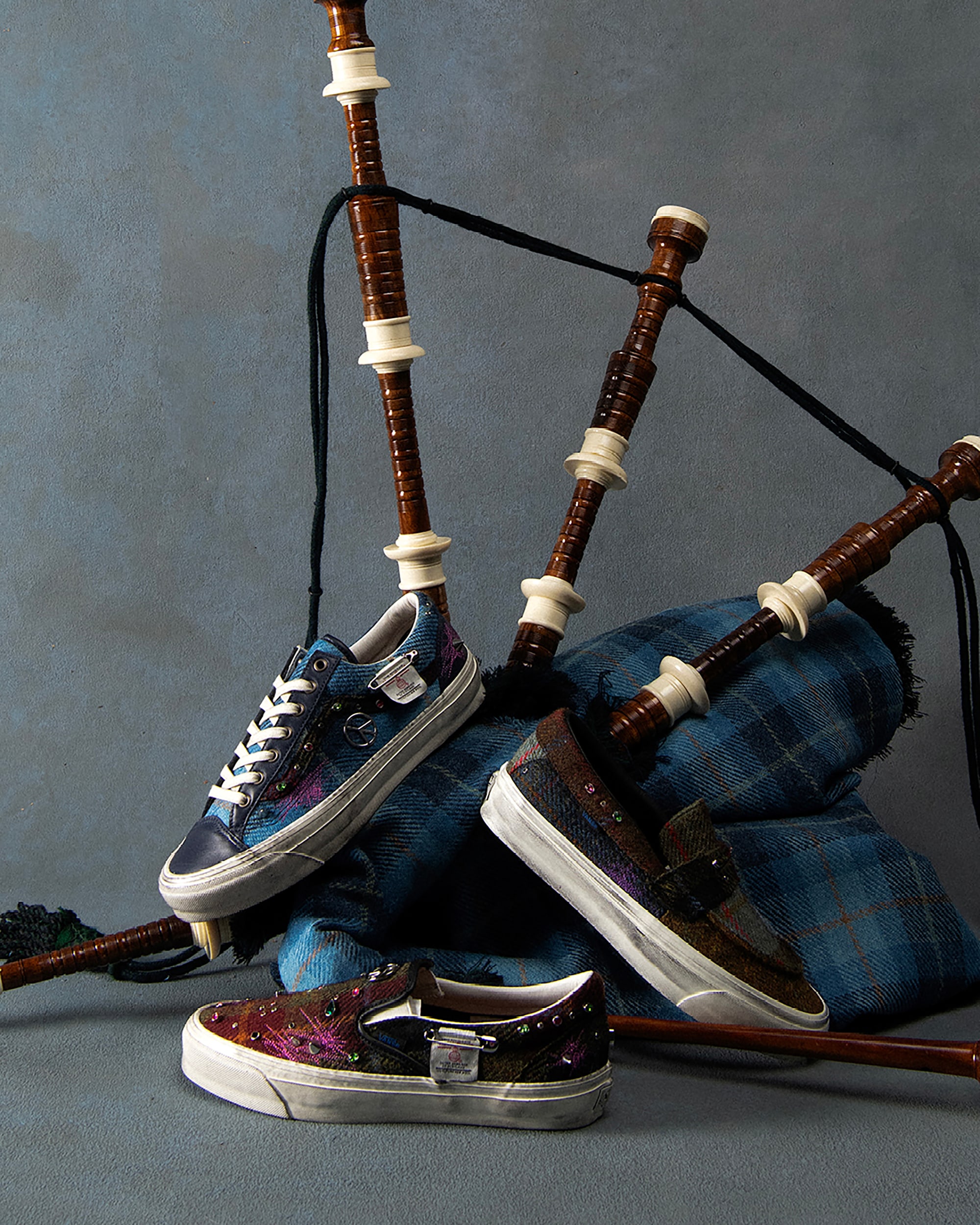 Premium Classic Harris Tweed® Slip-On Shoe | Vans US