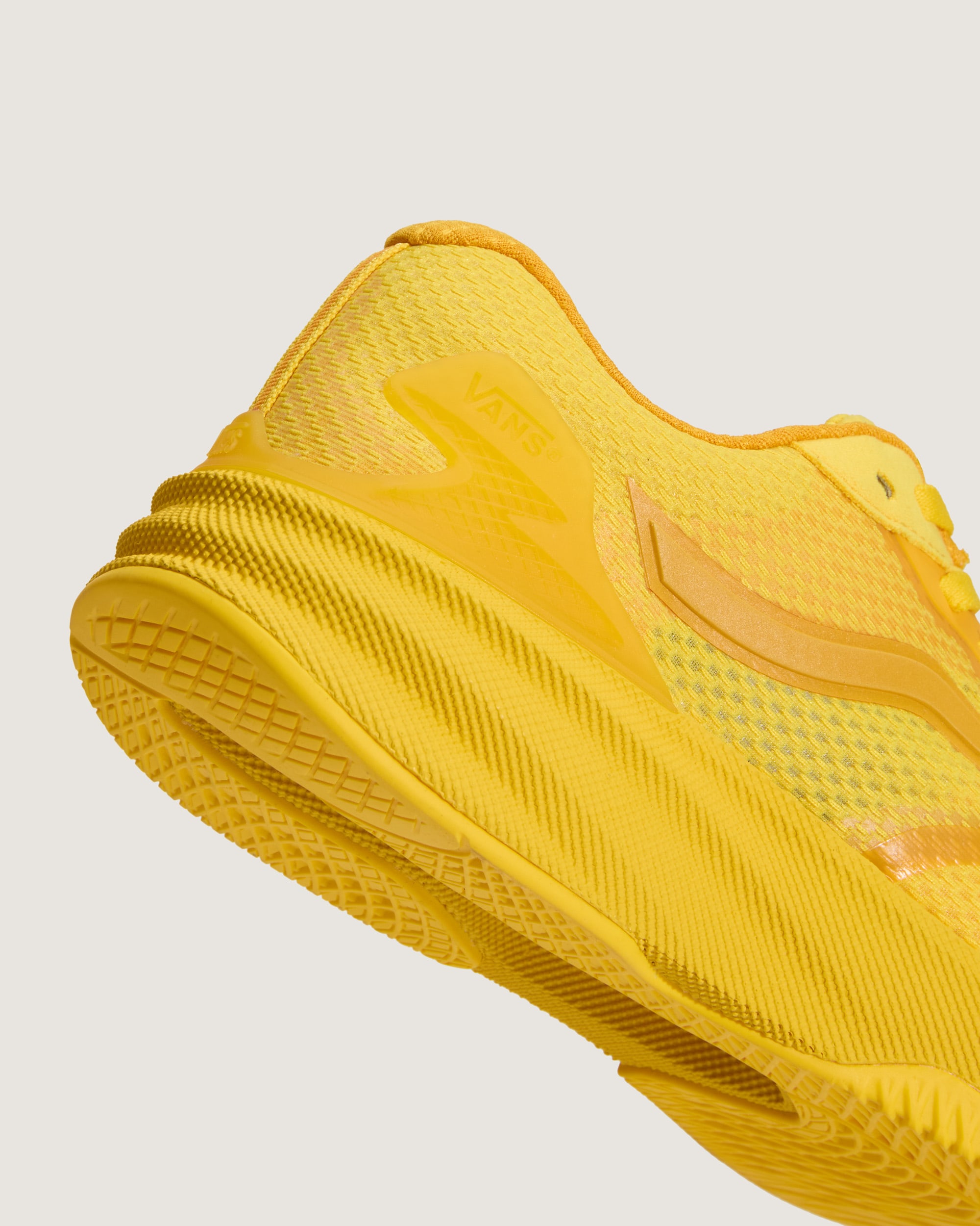 Premium AVE Rapid Shoe by Atiba VANS Atiba Gold ALT7