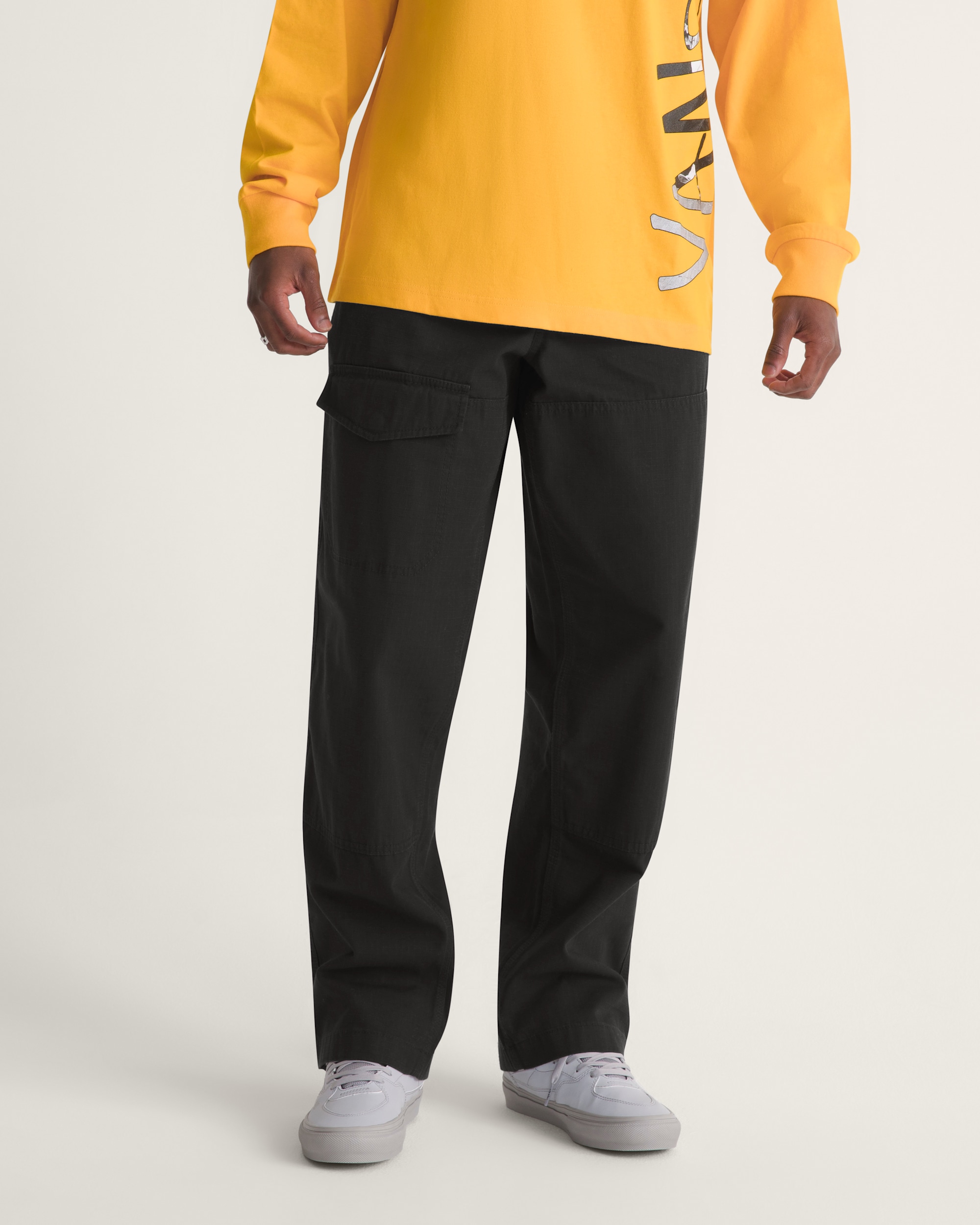 Vans X Atiba Cargo Pant VANS Atiba Black HERO