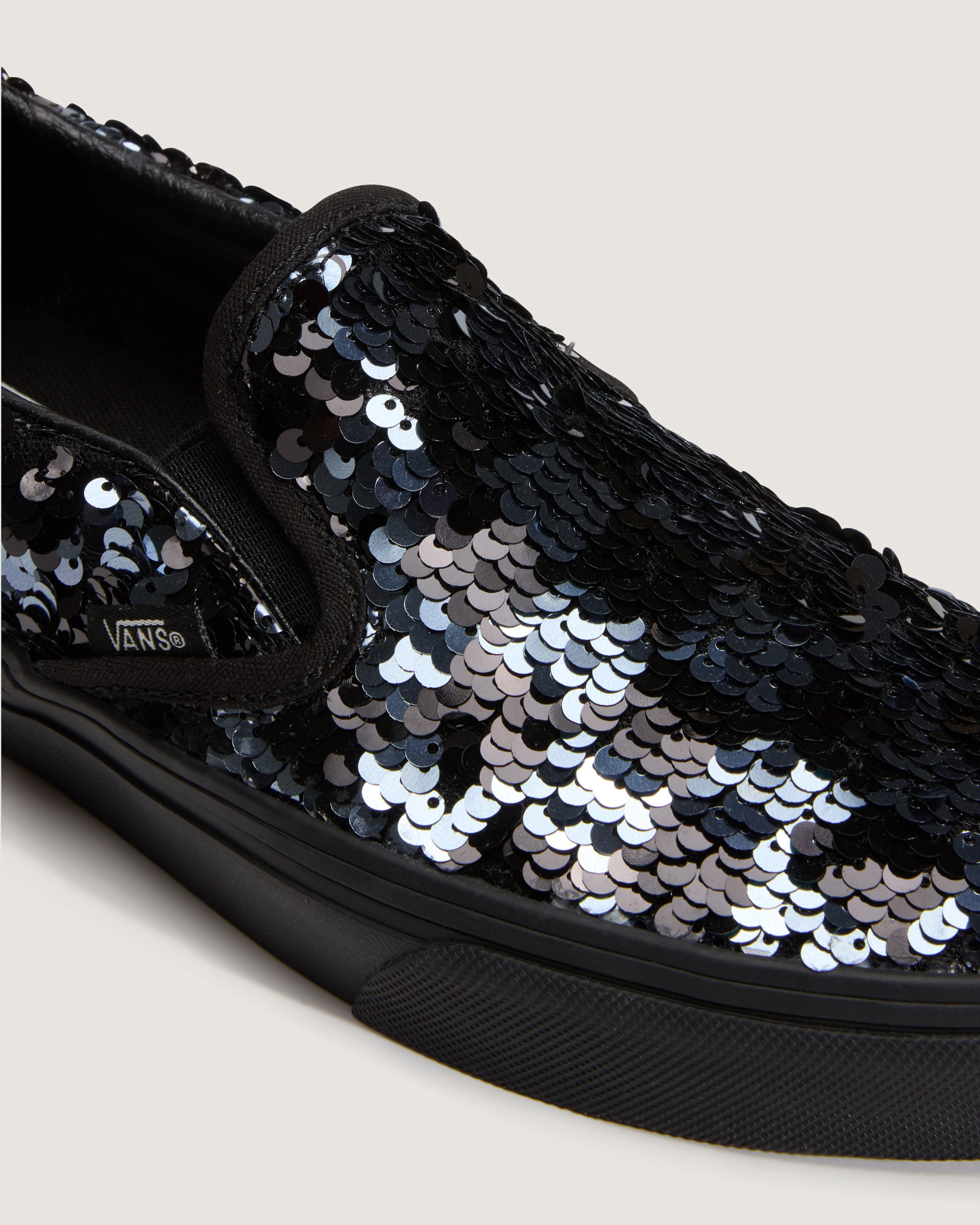 Classic SlipOn Shoe VANS Checkerboard Black  Gray ALT4