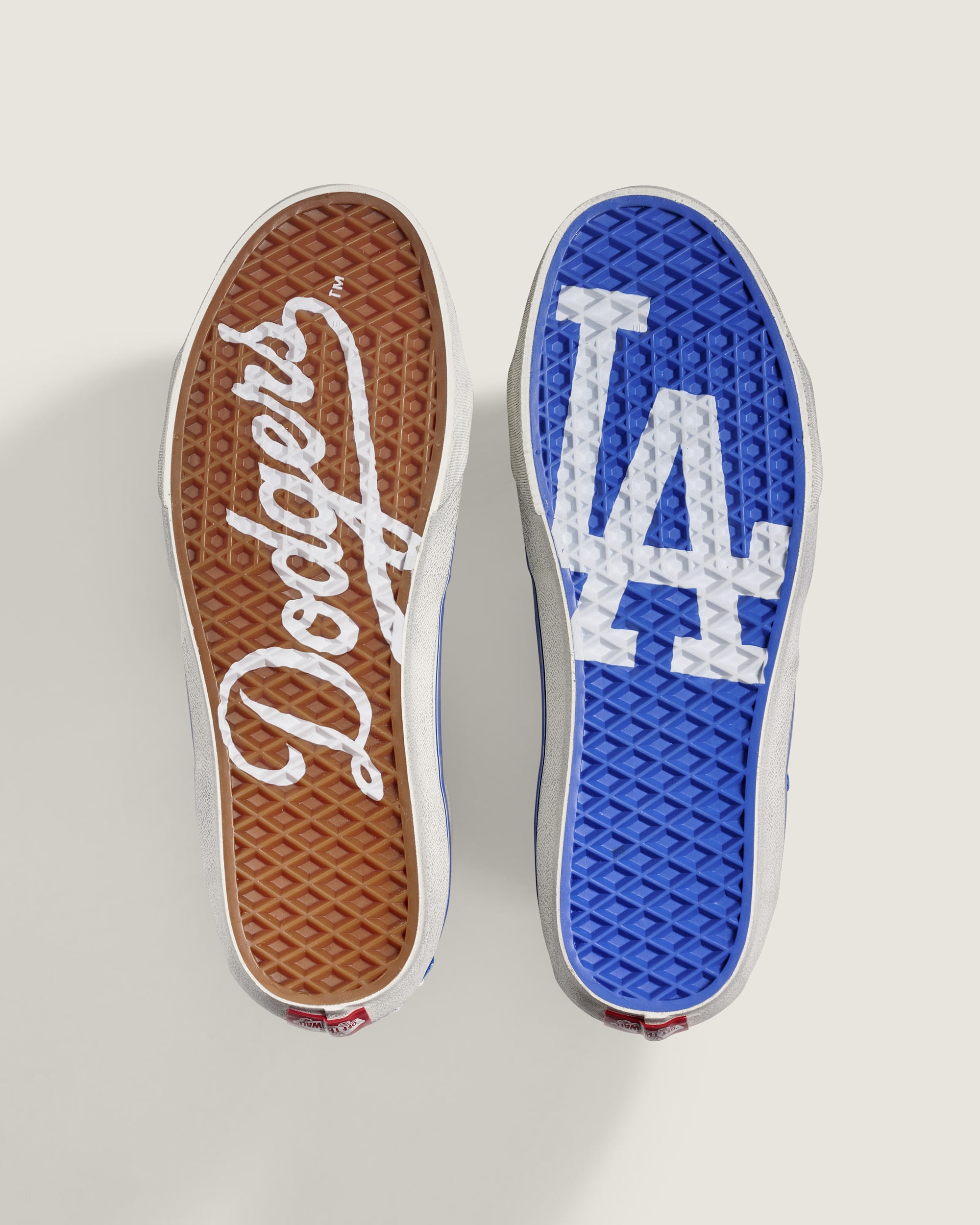 SK8Hi Shoe VANS Dodgers Classic Blue  White ALT5