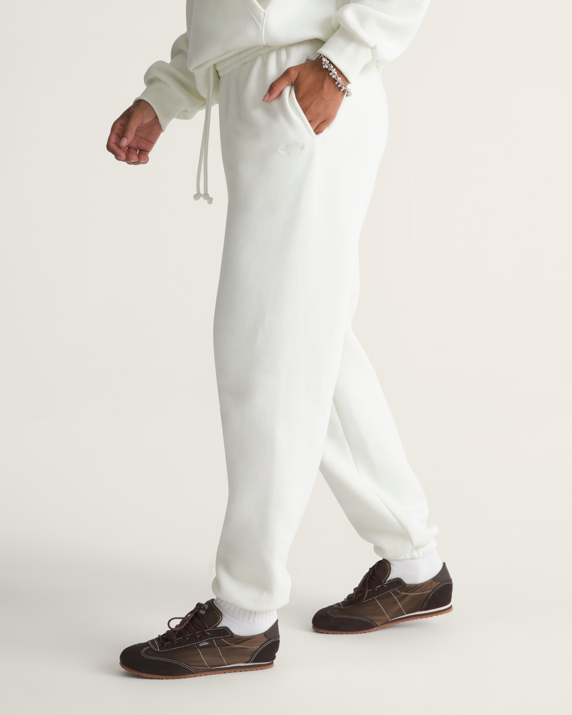 Salton Fleece Jogger Pants VANS Marshmallow White ALT5