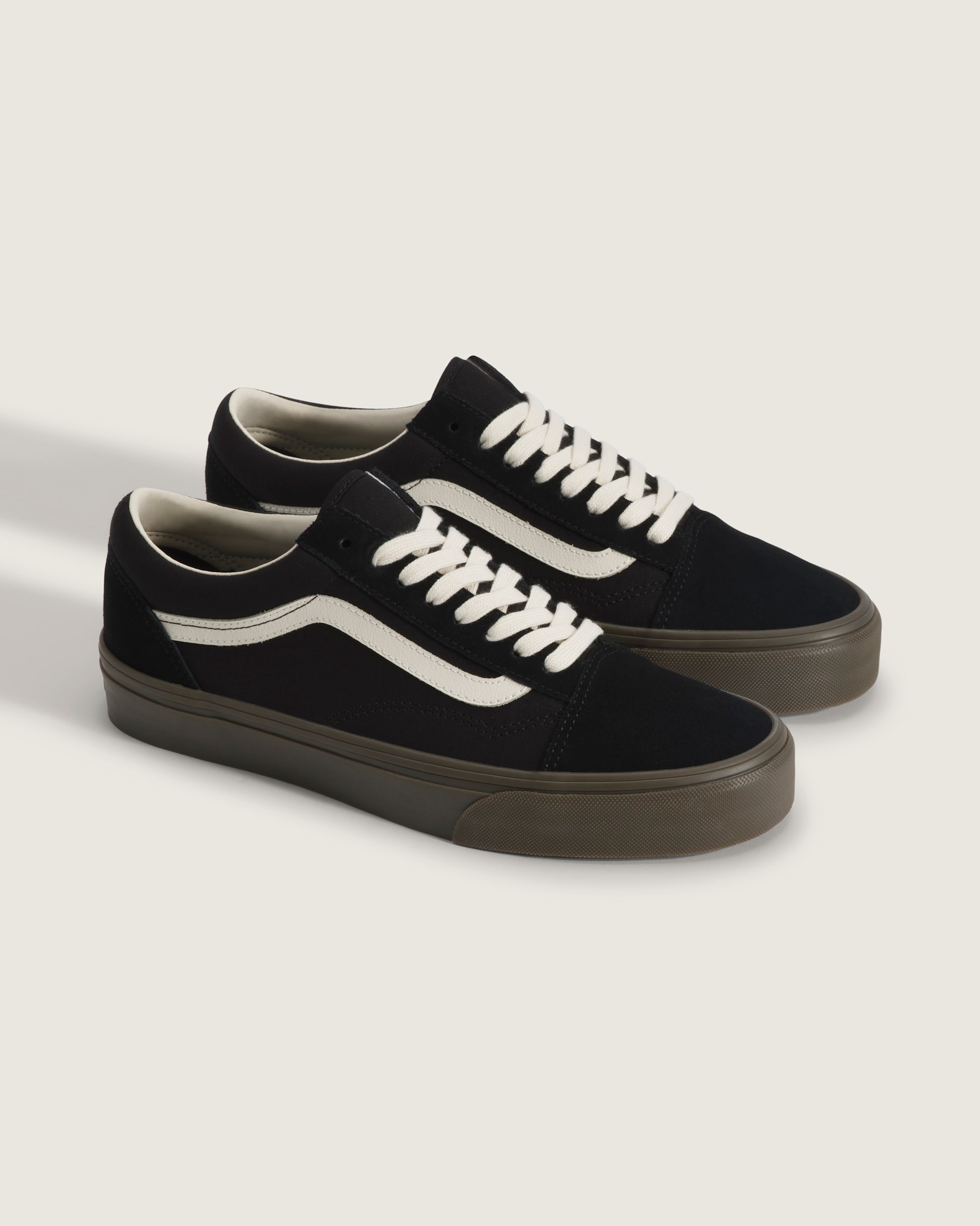 Old Skool Shoe VANS Dark Gum Black ALT1
