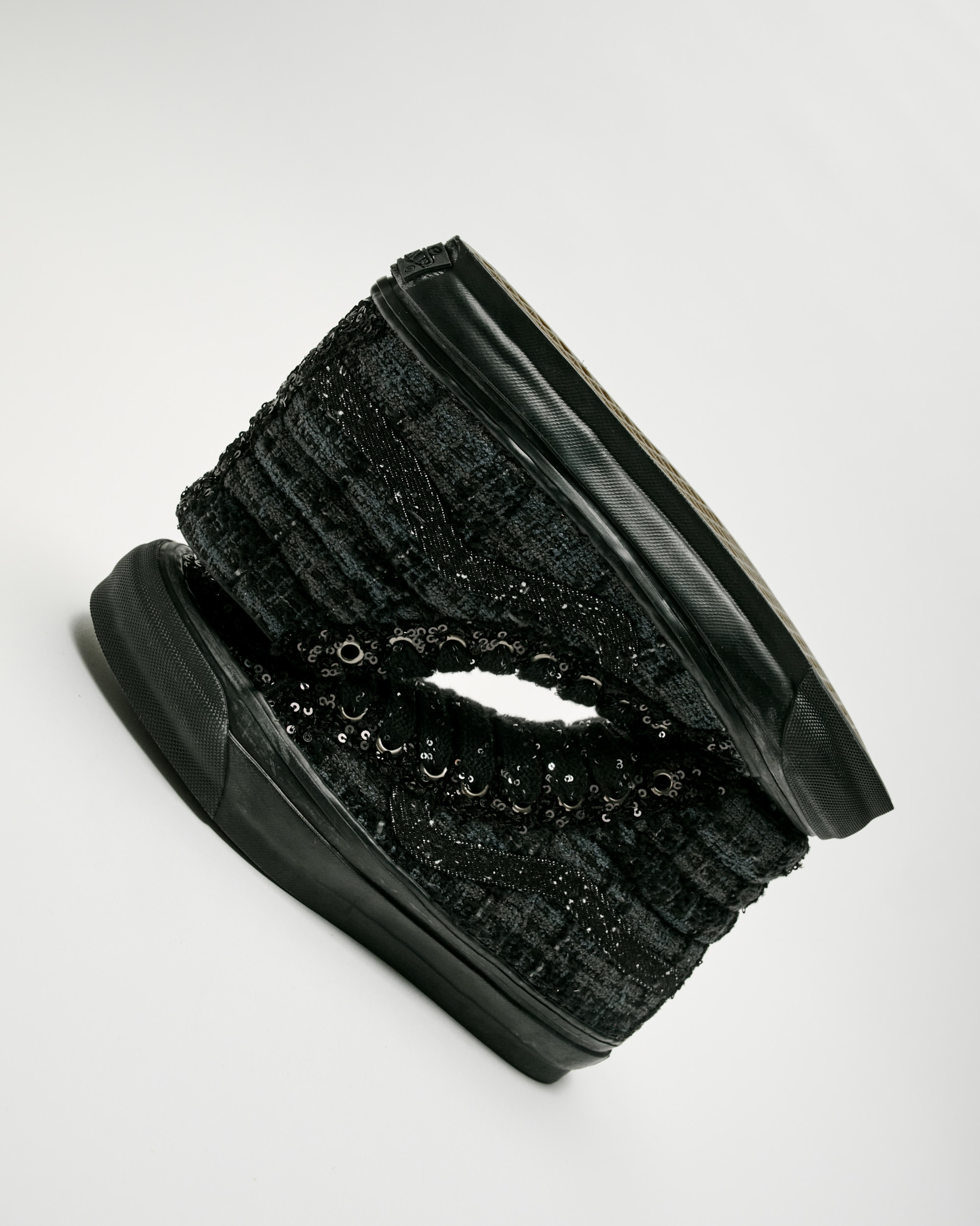 Premium Sk8Hi Shoe VANS Black  Black ALT6
